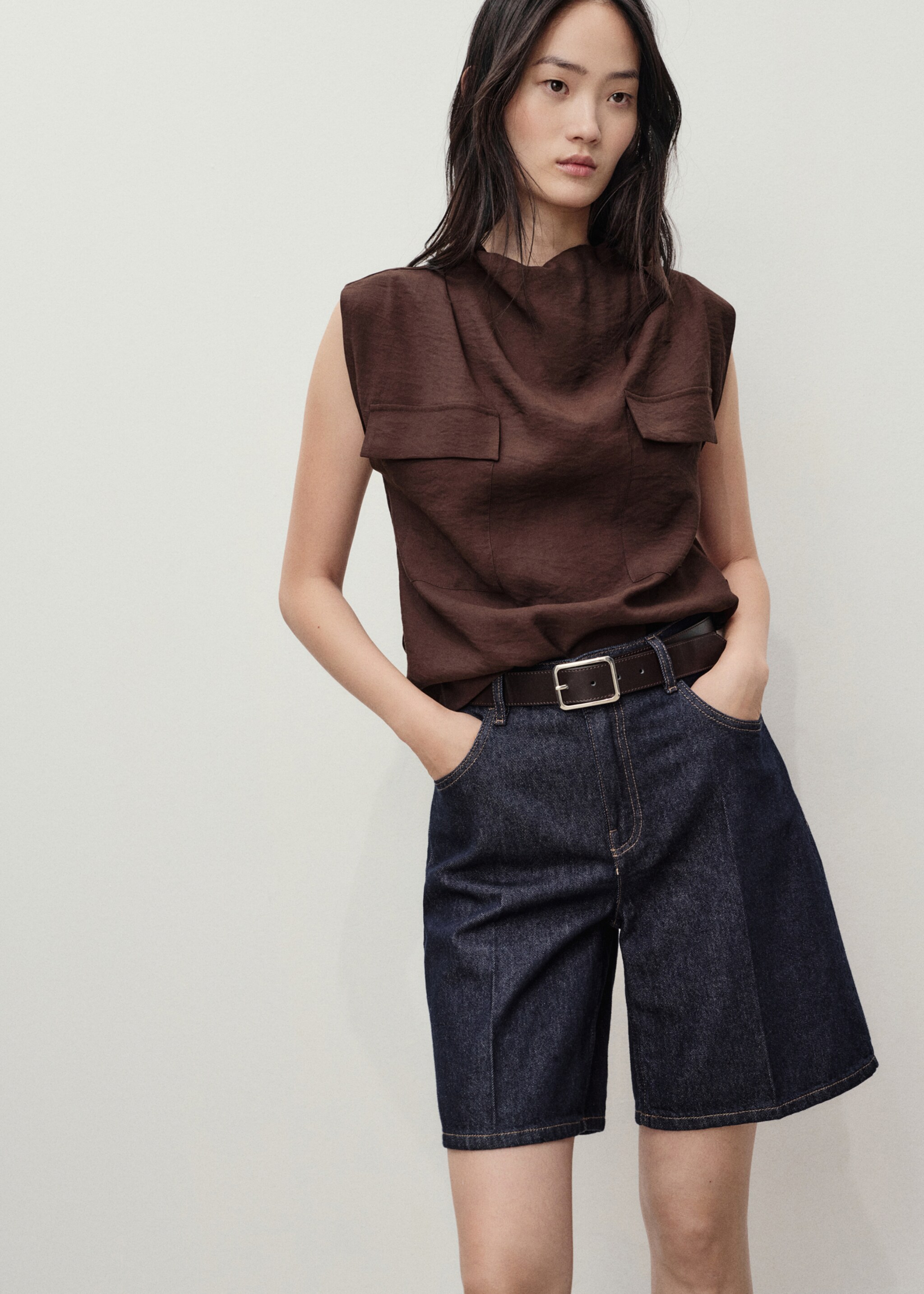 High-waist rinse-wash denim shorts - Details of the article 2