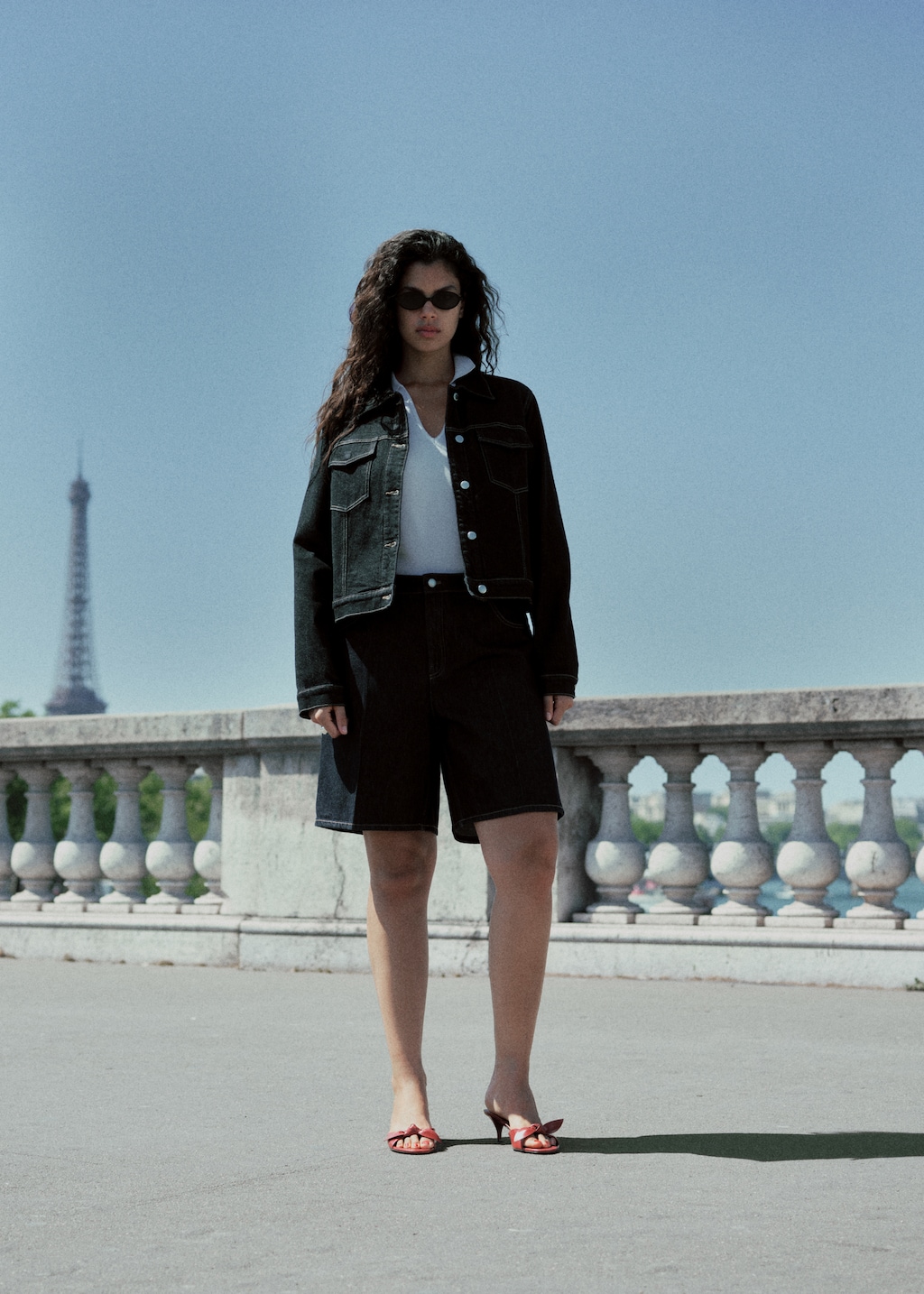 High-waist rinse-wash denim shorts