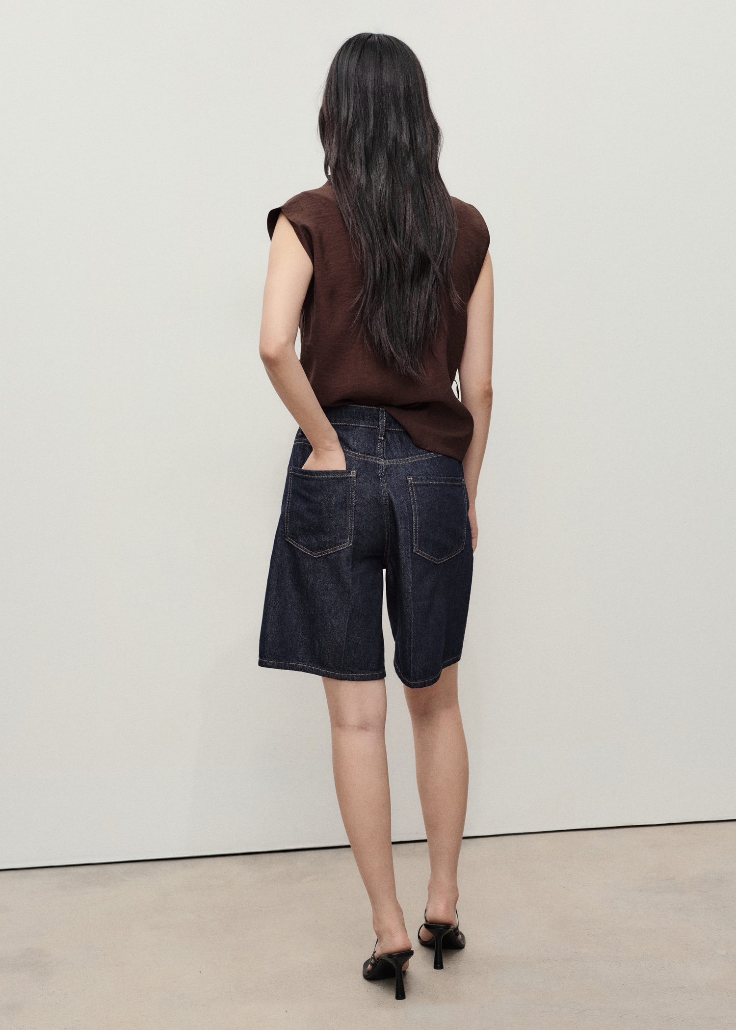Bermuda en jean taille haute rinse wash - Verso de l’article