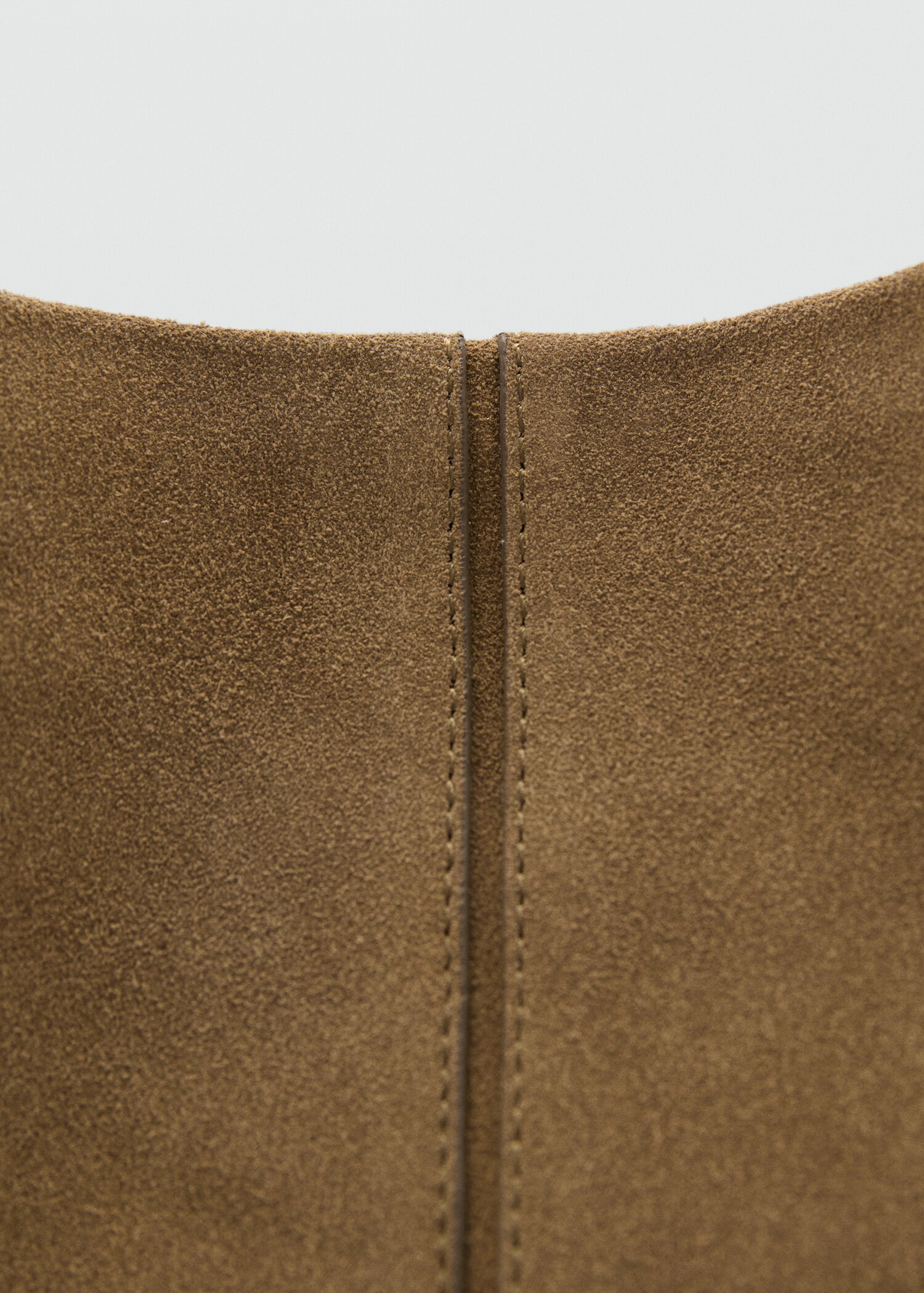 Leather bucket bag - Details of the article 2
