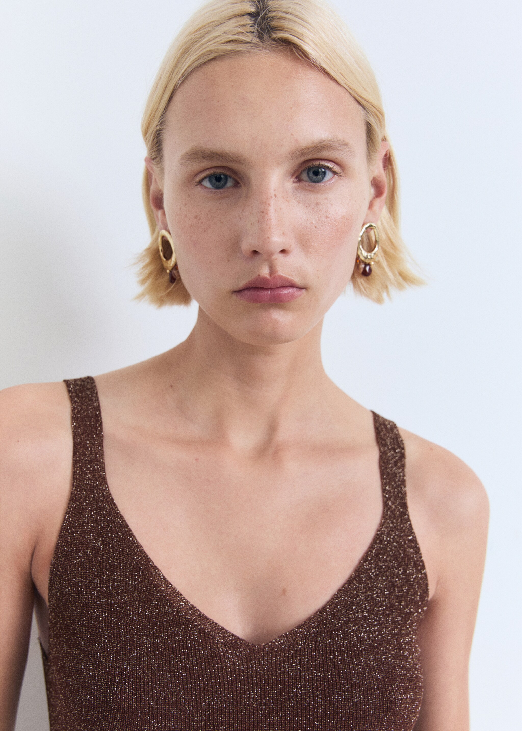 Lurex knitted V-neck top - Details of the article 1