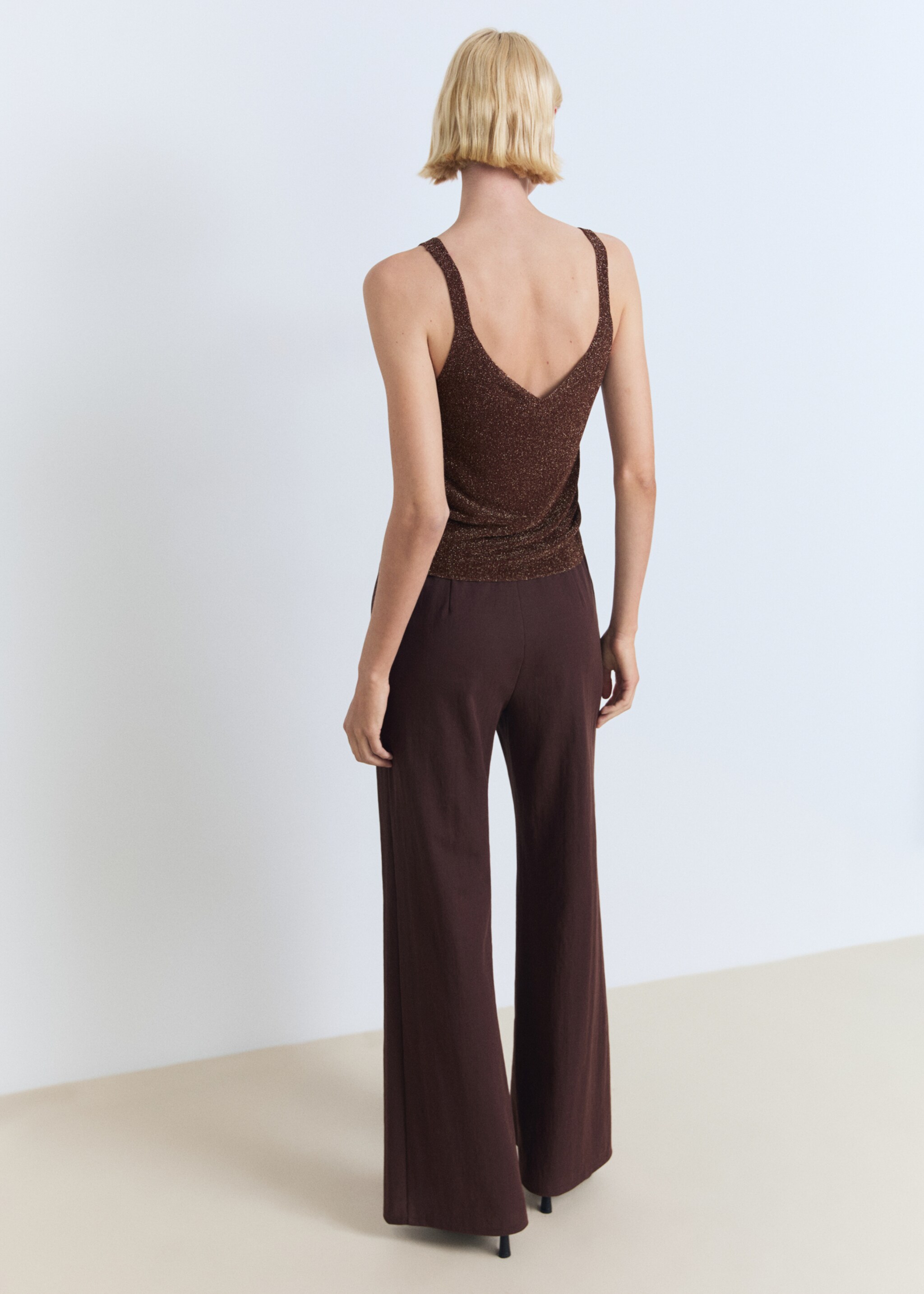 Lurex knitted V-neck top - Reverse of the article