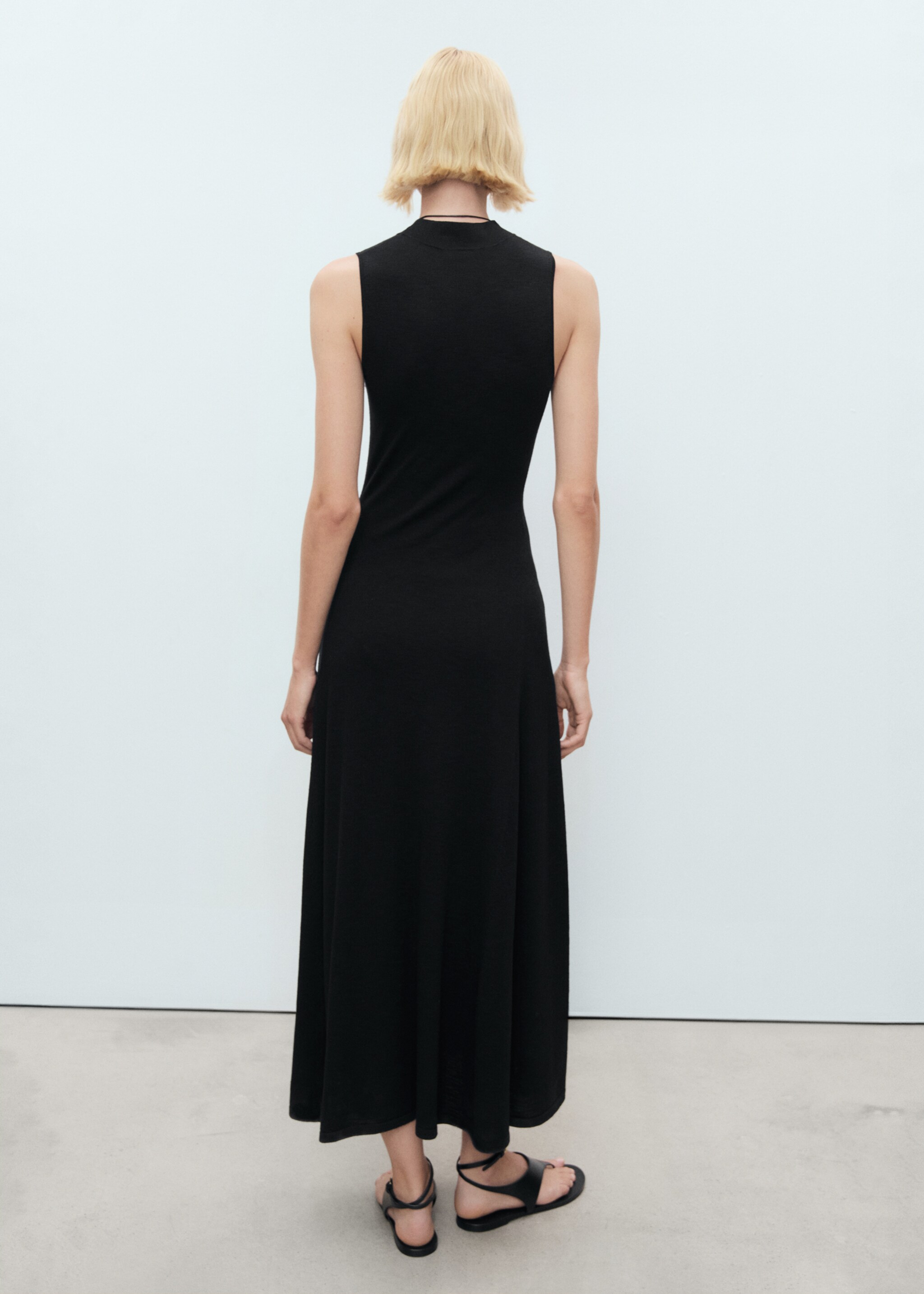 Vestido punto fino evasé - Reverso del artículo