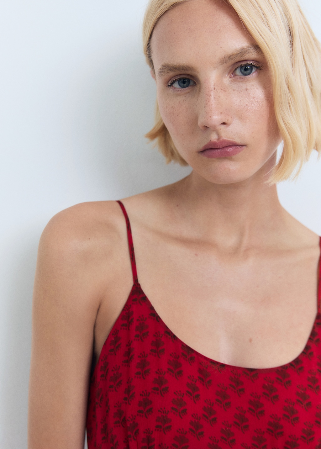 Floral-print chiffon dress