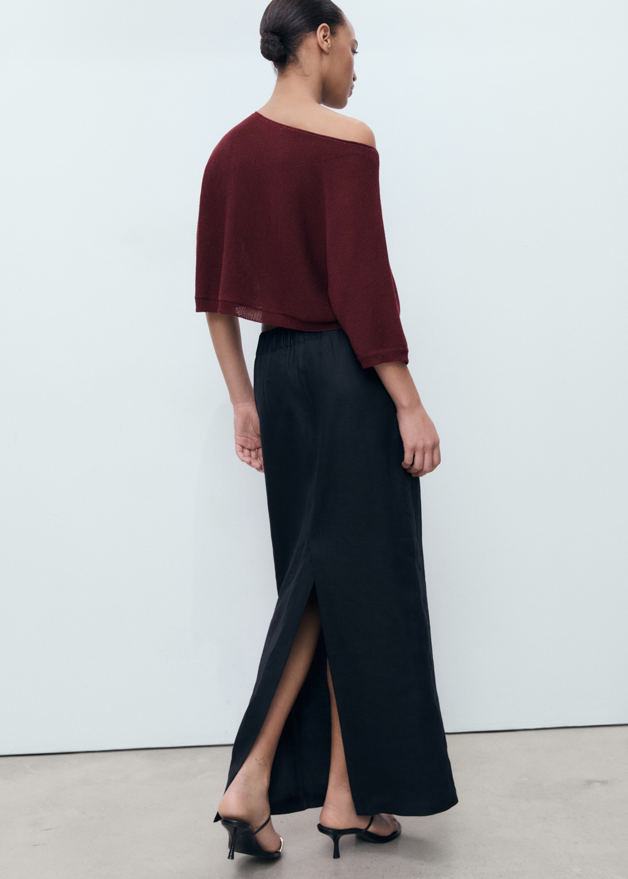 Oversized fine-knit sweater - Reverse of the article