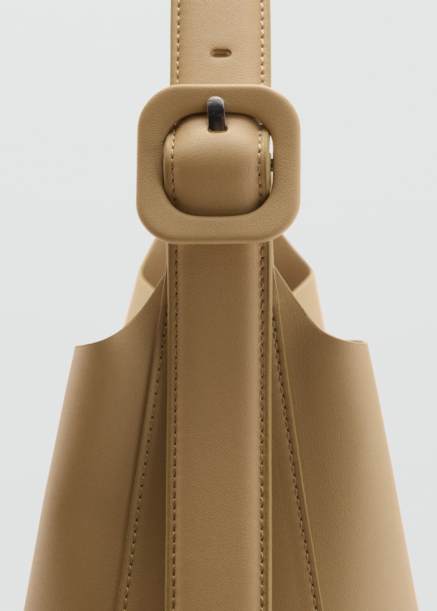 Bolso bucket efecto piel - Detalle del artículo 1