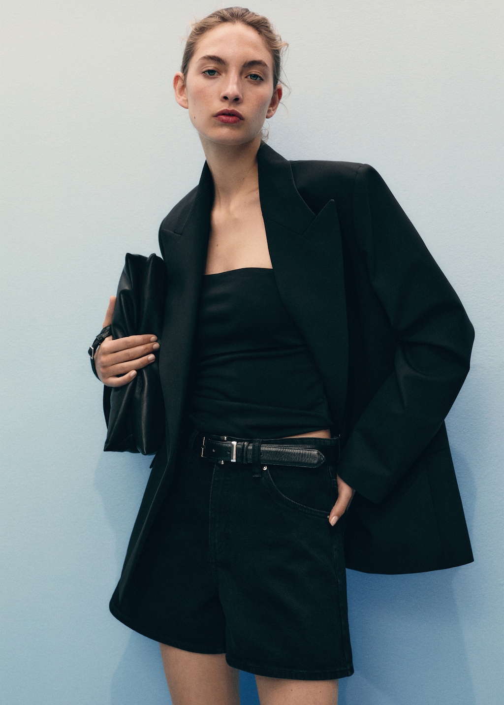 High-waisted straight-fit denim shorts