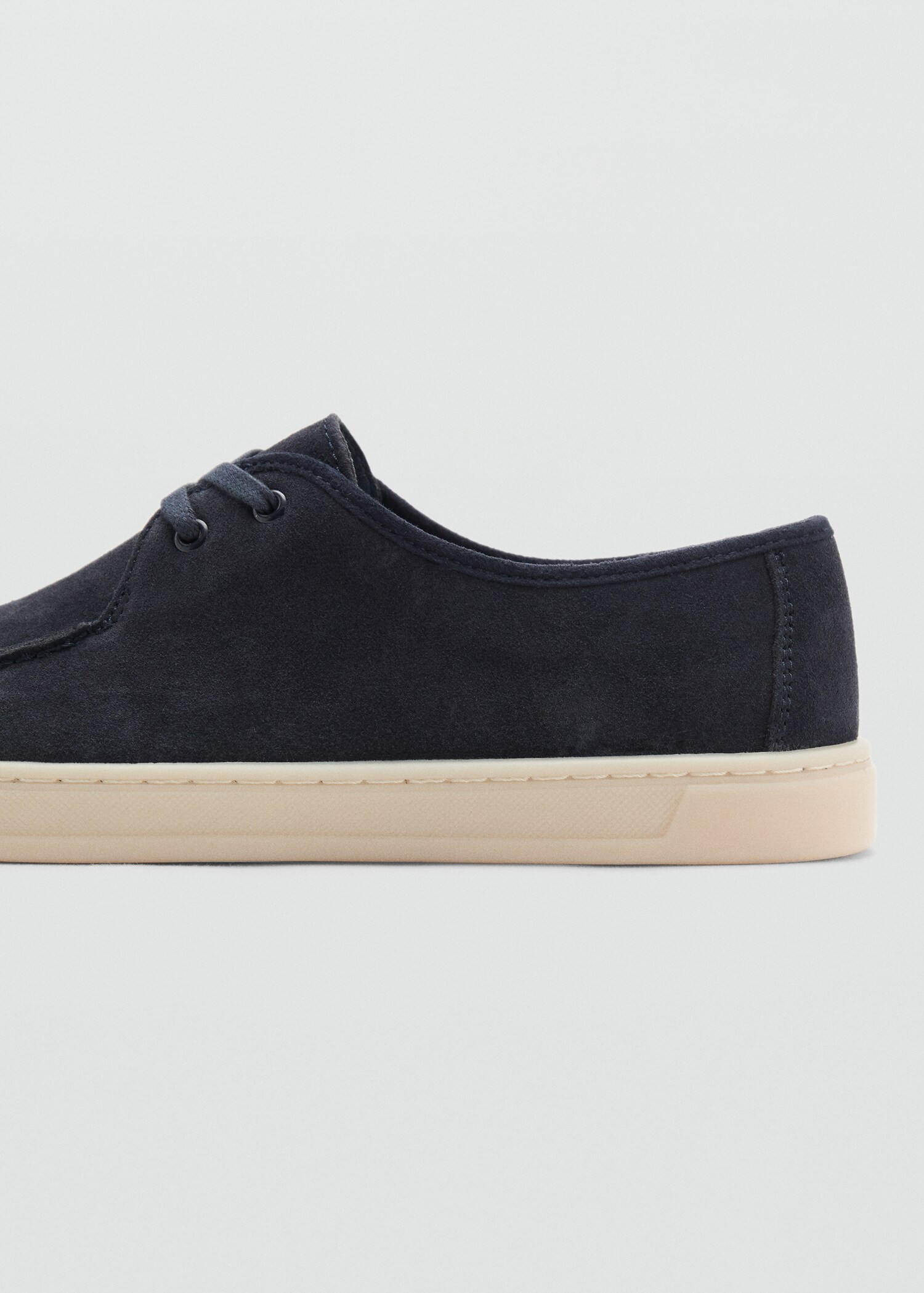 Suede nautical shoes - Details of the article 1