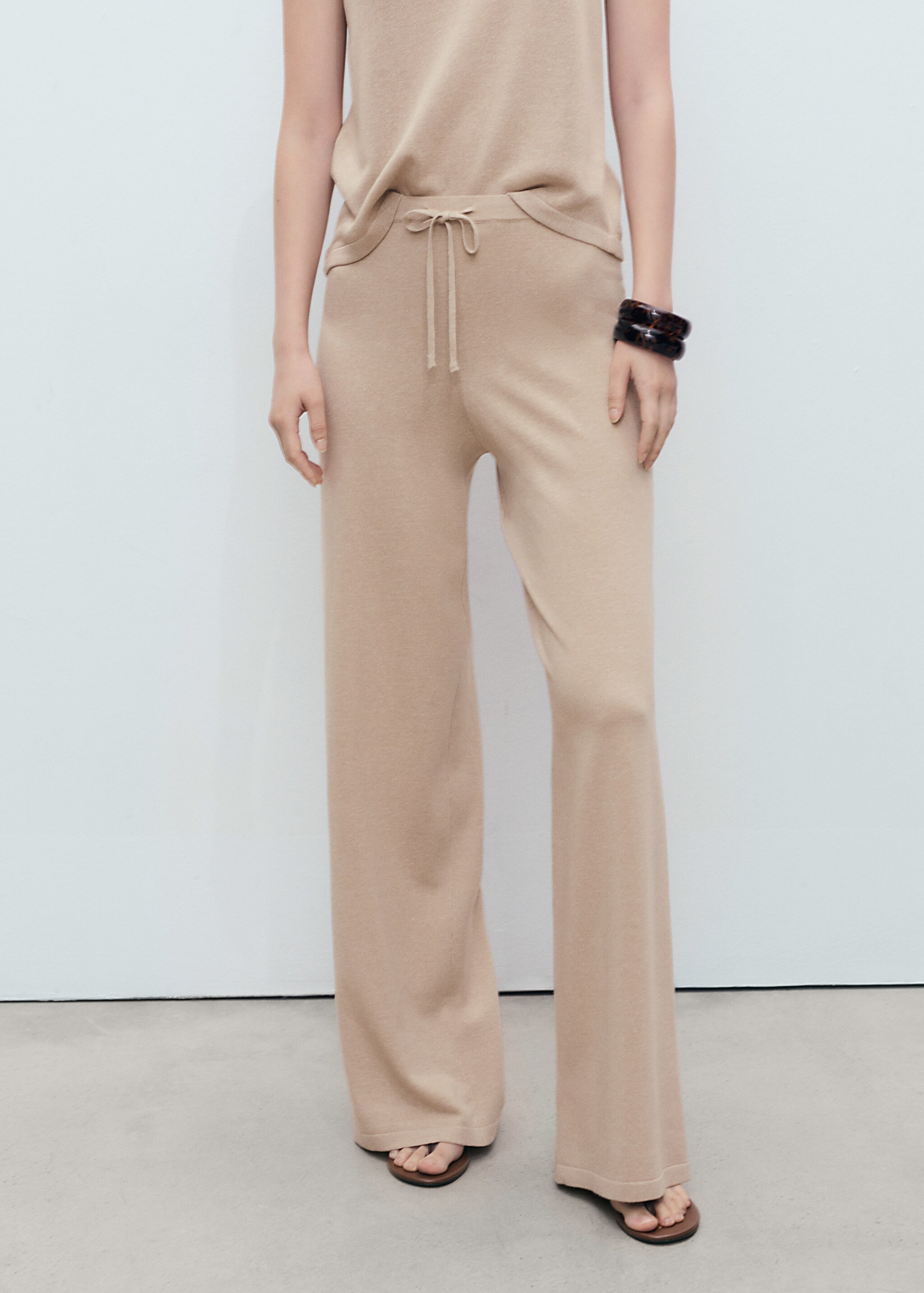 Straight knitted trousers - Medium plane