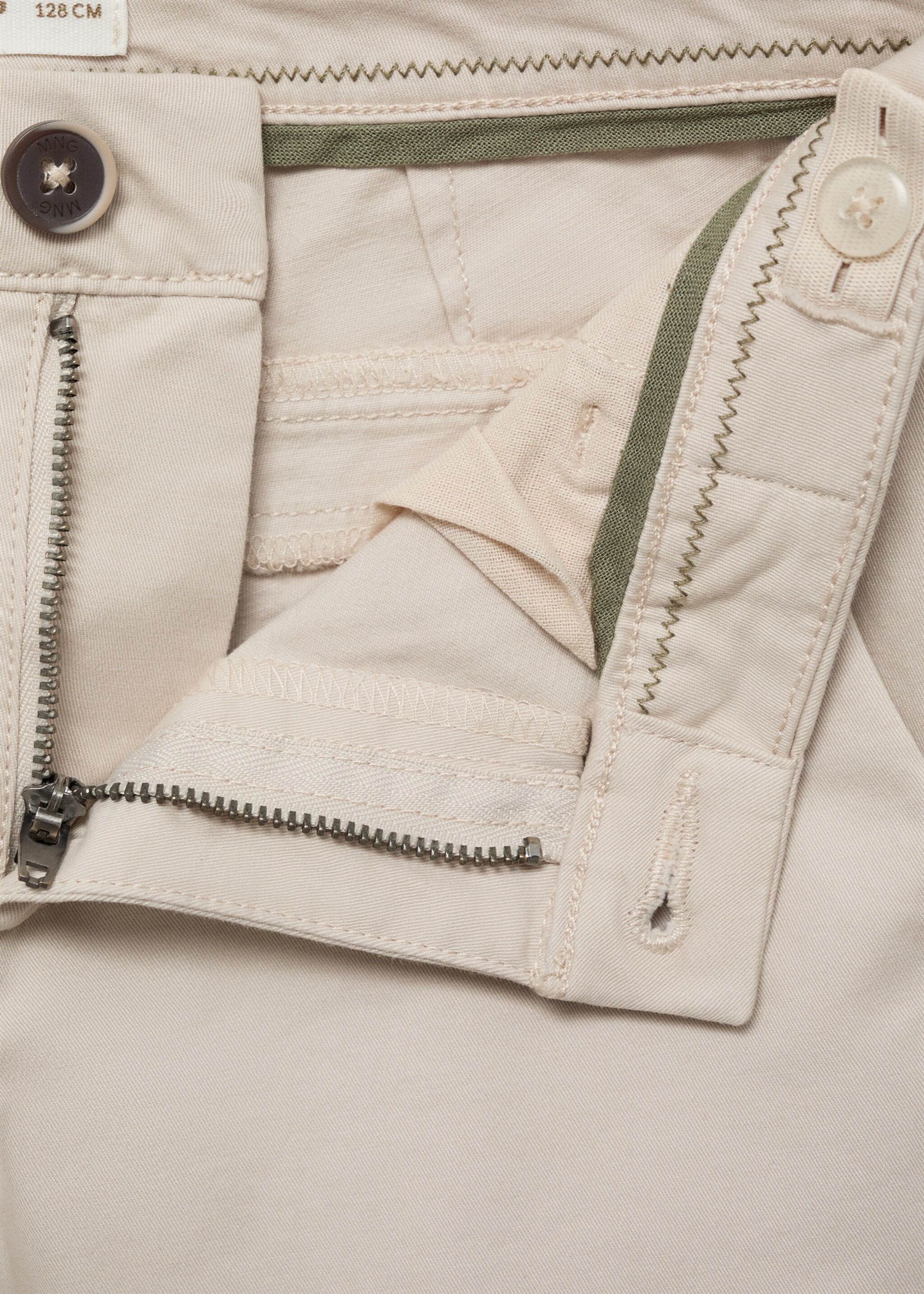 Plain chino trousers - Details of the article 8