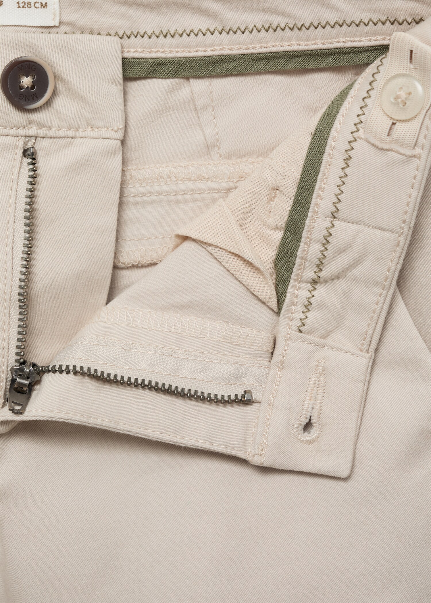 Plain chino trousers - Details of the article 8