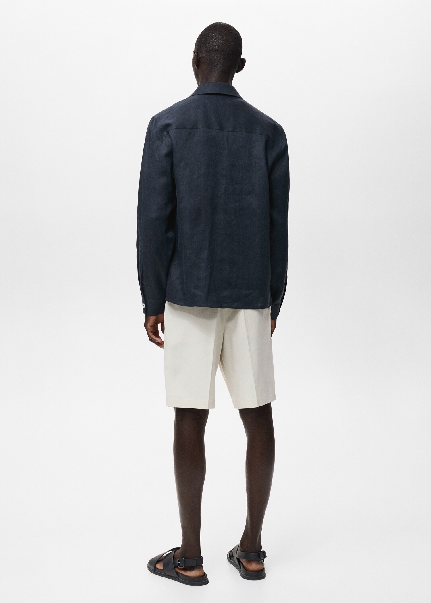 100% linen lightweight overshirt - Reverse of the article