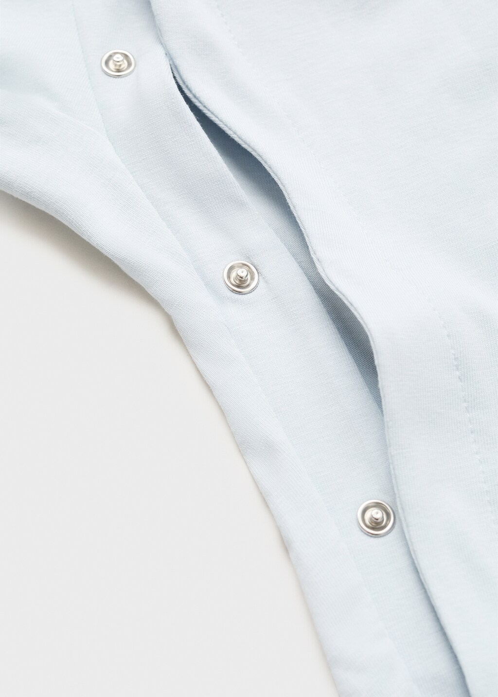 Baby-neck pajamas with pockets