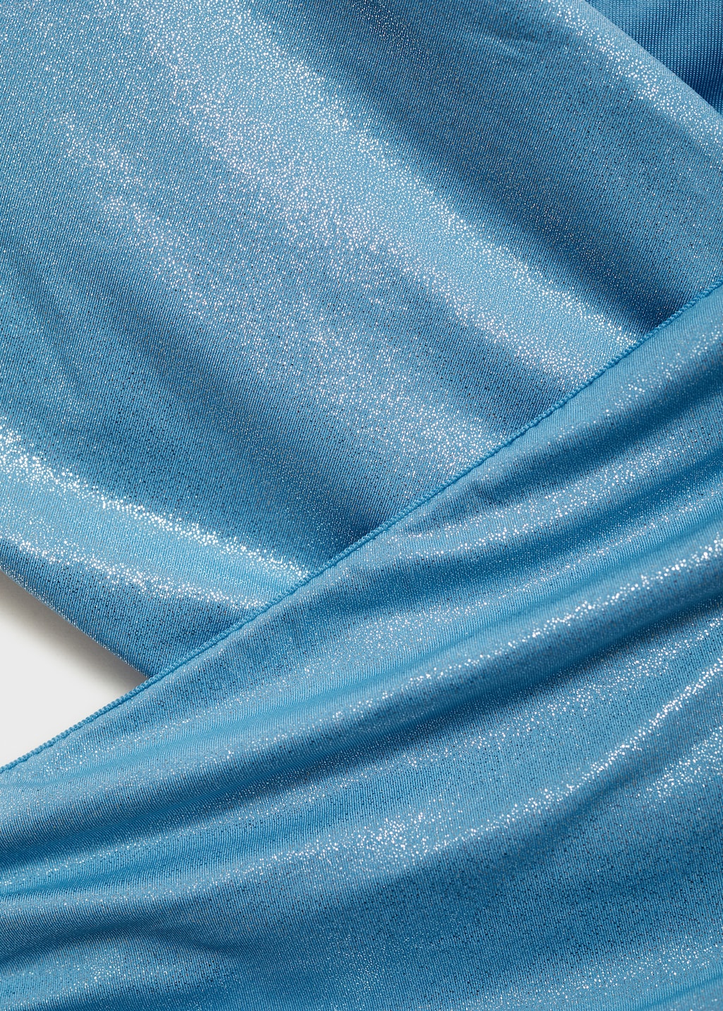 Swimsuit with a shiny finish and cut-out