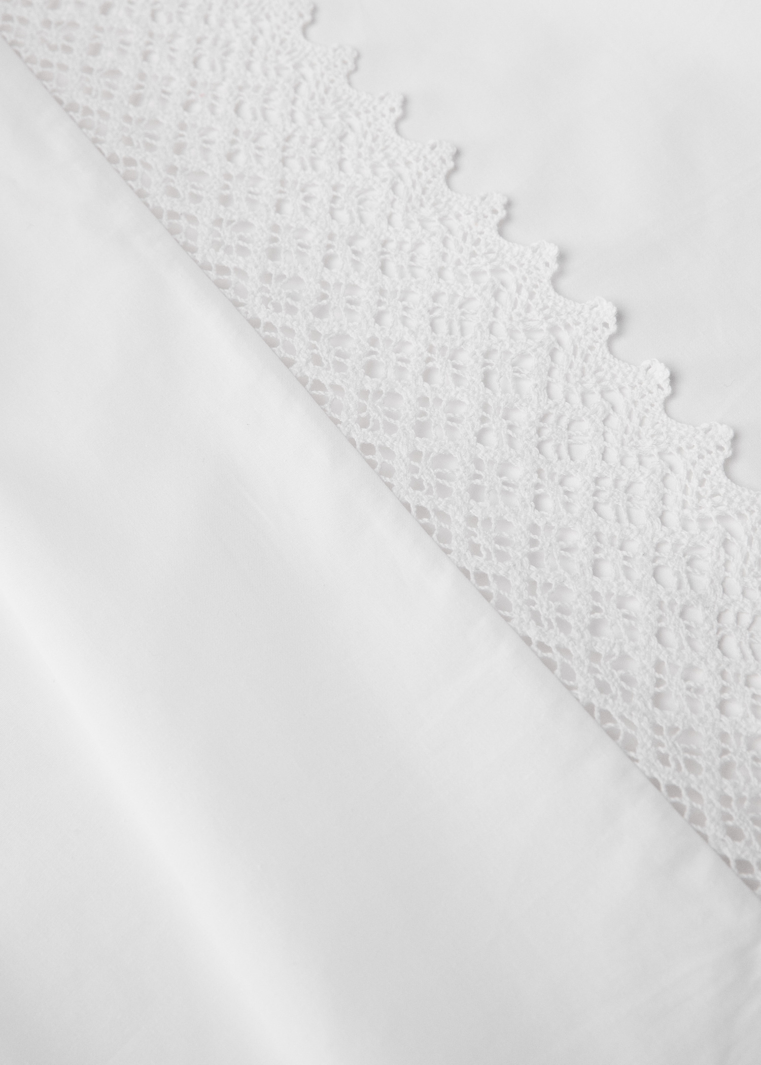 Cotton percale lace top sheet for 90 cm bed - Details of the article 2