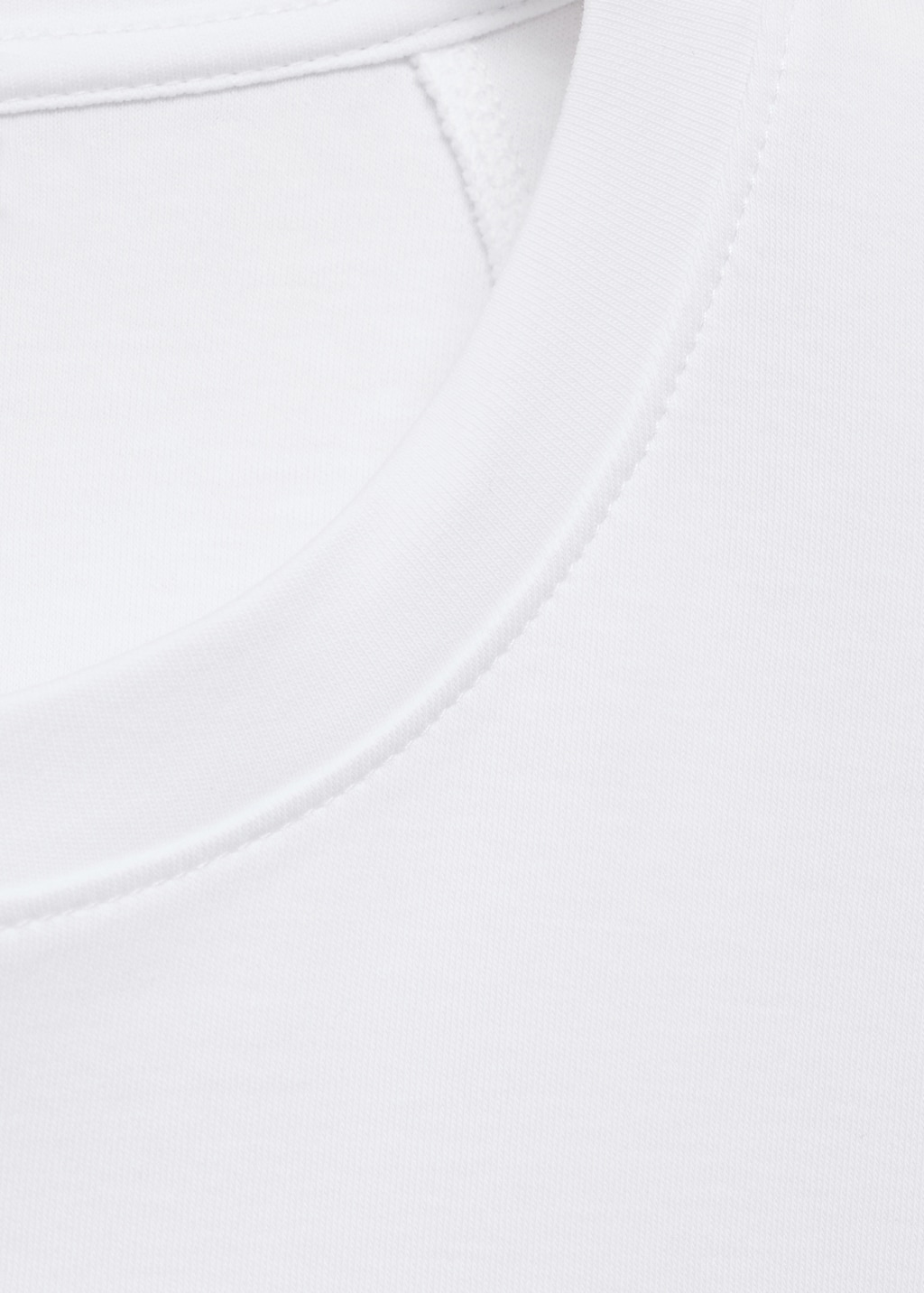 Rounded neck cotton t-shirt