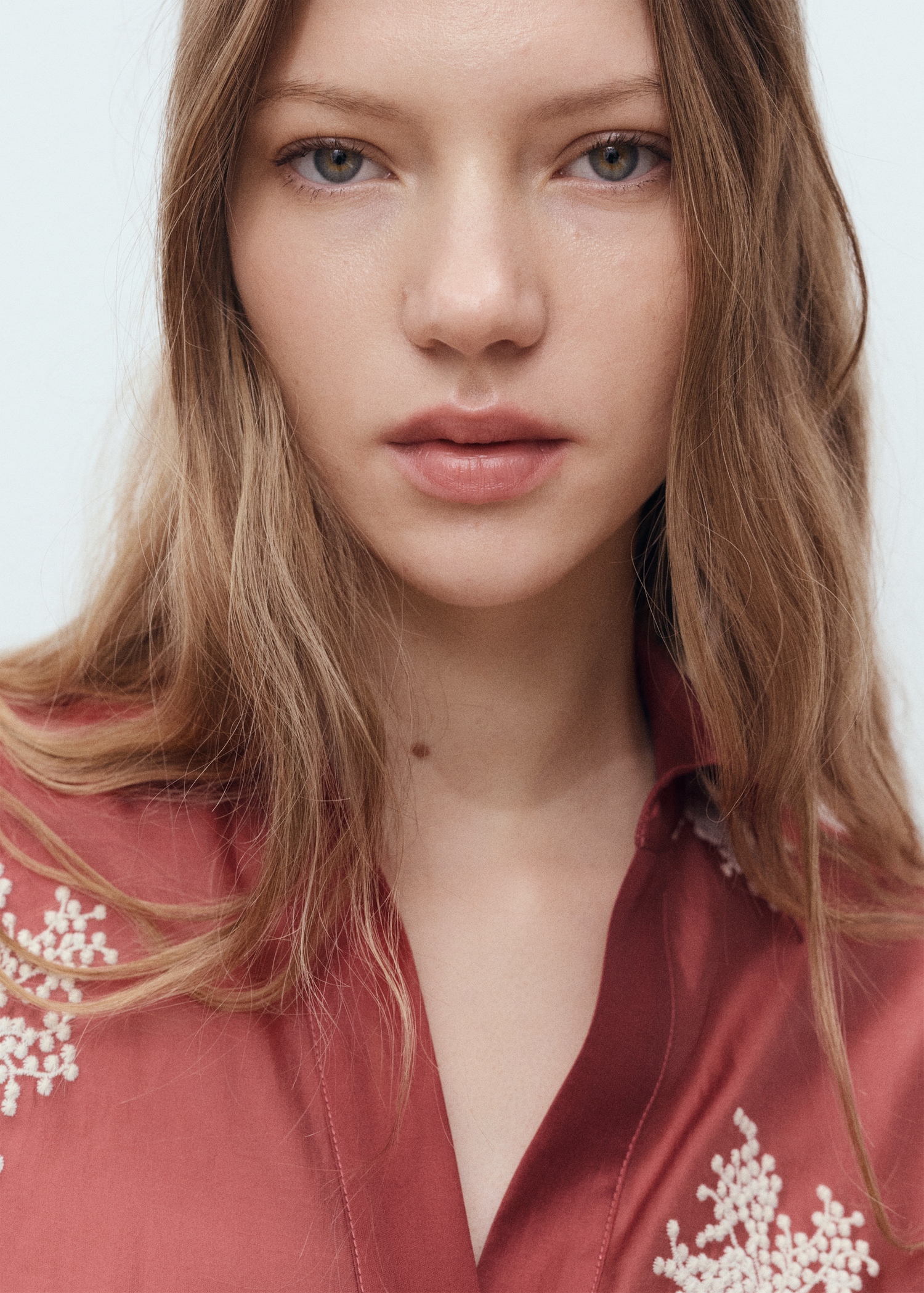 Embroidered lyocell shirt - Details of the article 1