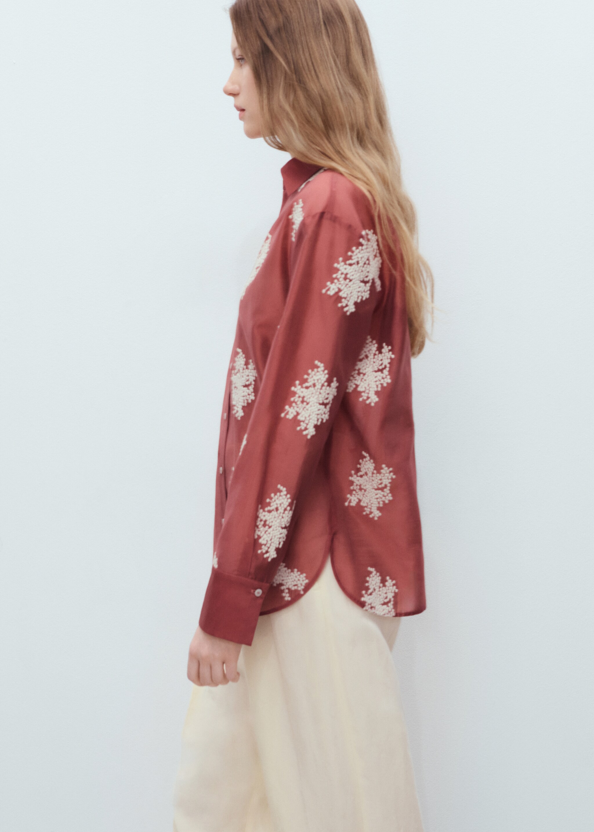 Chemise semi-transparente brodée - Détail de l'article 6