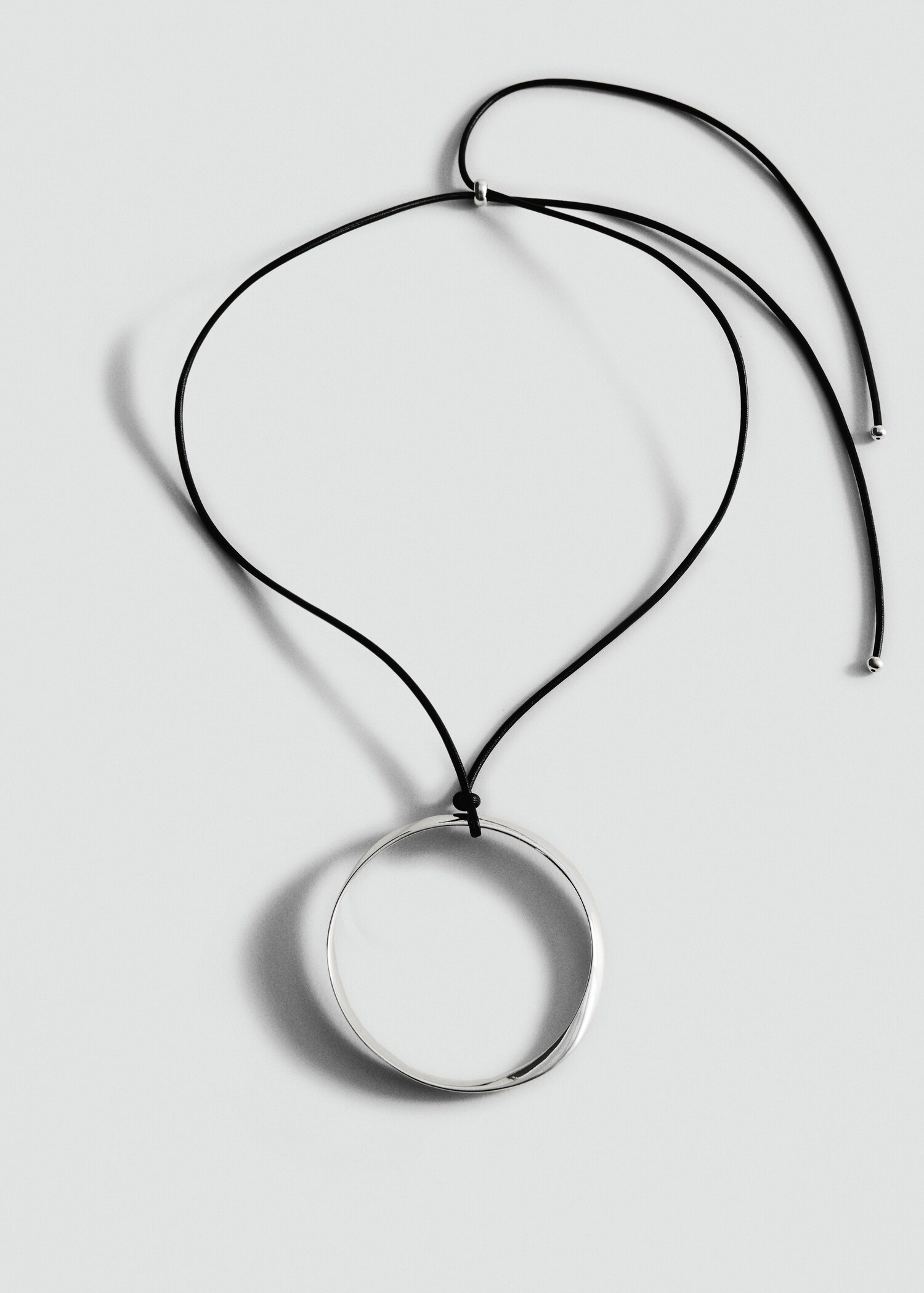 Hoop pendant necklace - Article without model
