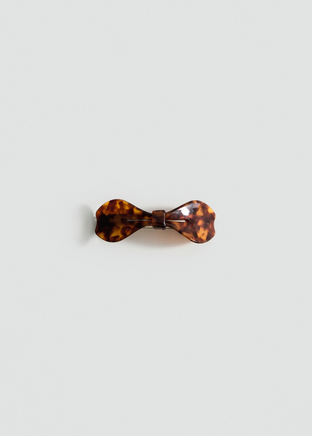 Tortoiseshell bow hair clip