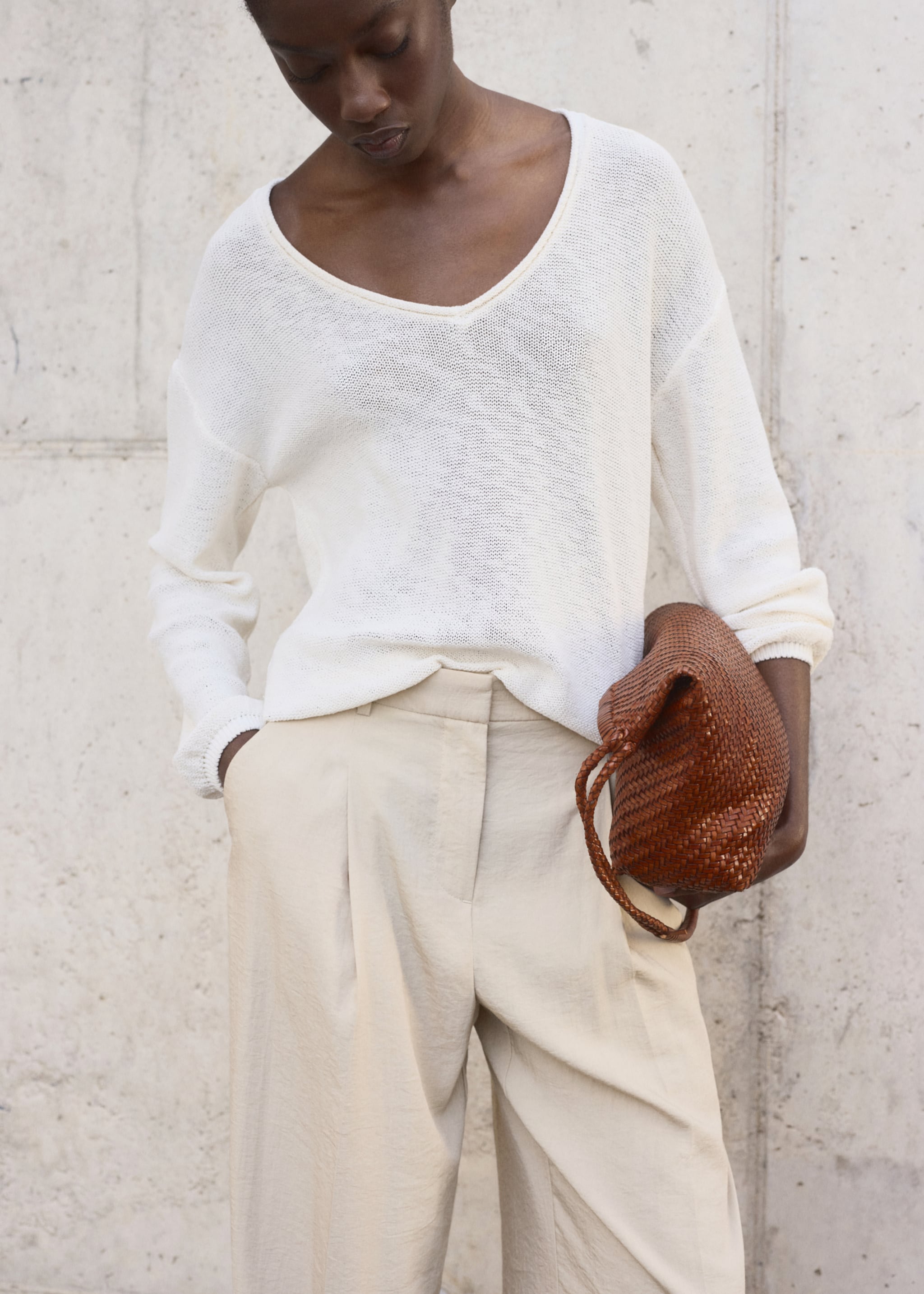 Wide-leg pleated trousers - Details of the article 1