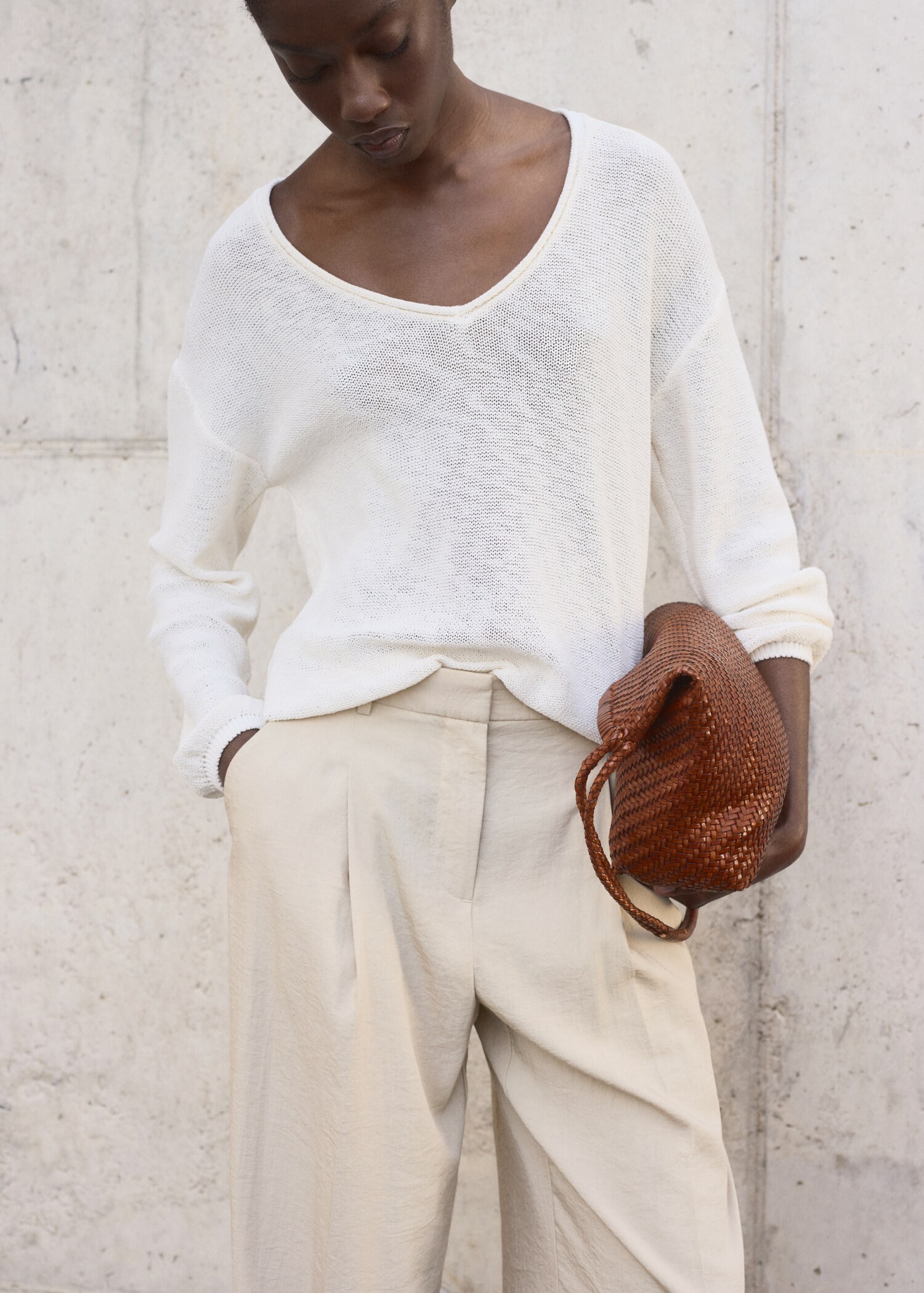 Wide-leg pleated trousers - Details of the article 1