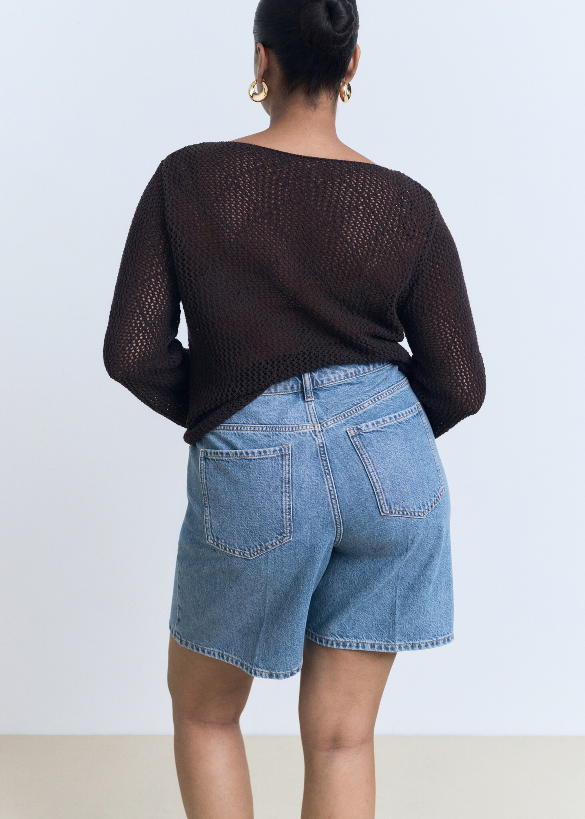 High-waist straight-fit denim shorts - Details of the article 4