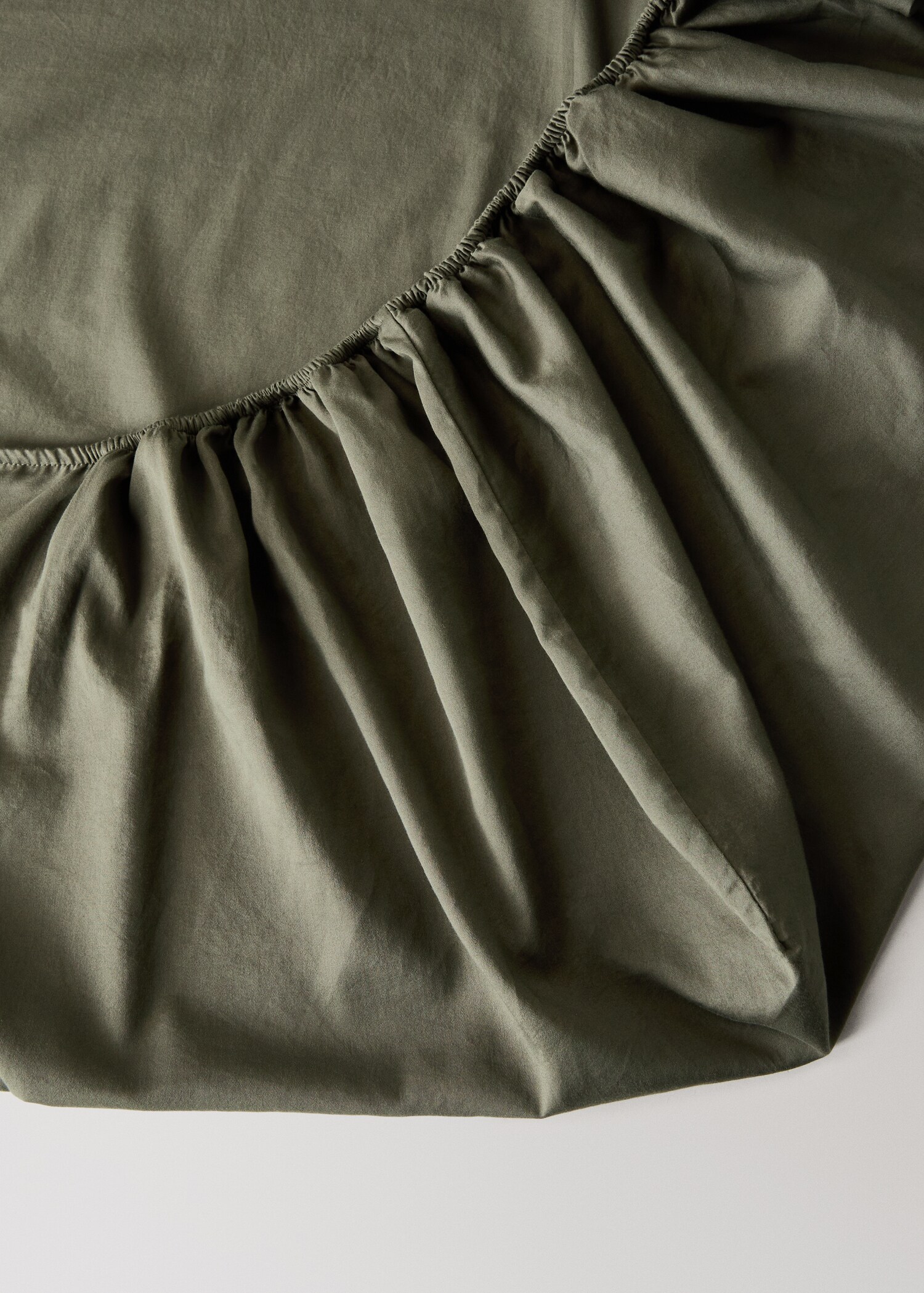 Washed cotton satin fitted sheet King bed - Details of the article 1