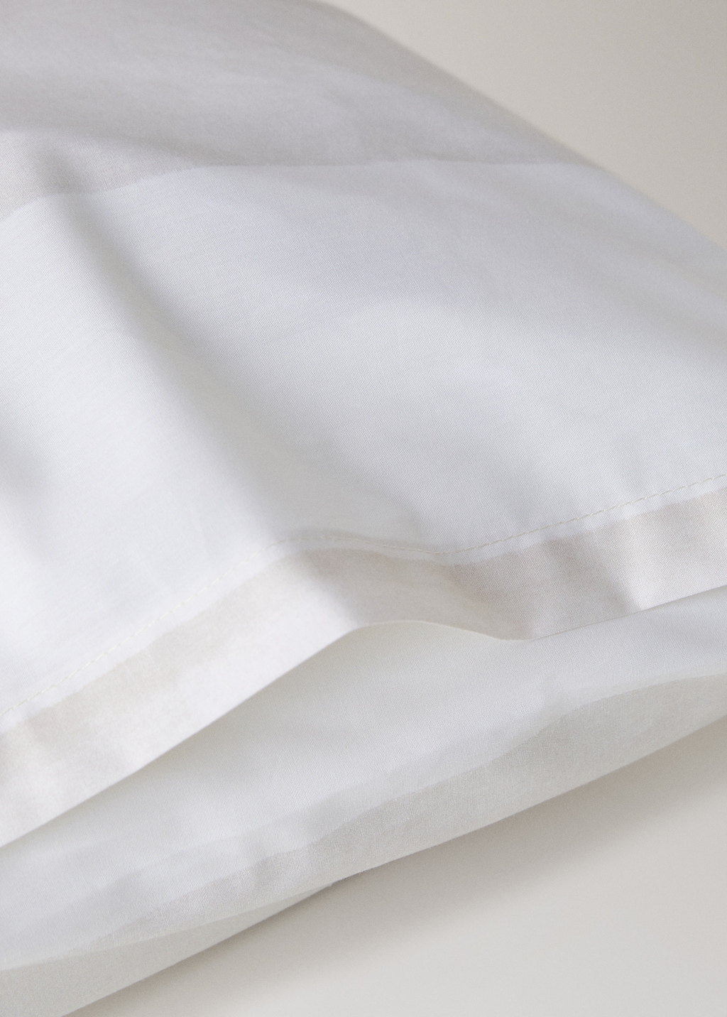 Two cotton percale pillowcases with a stripe print 50x75 cm
