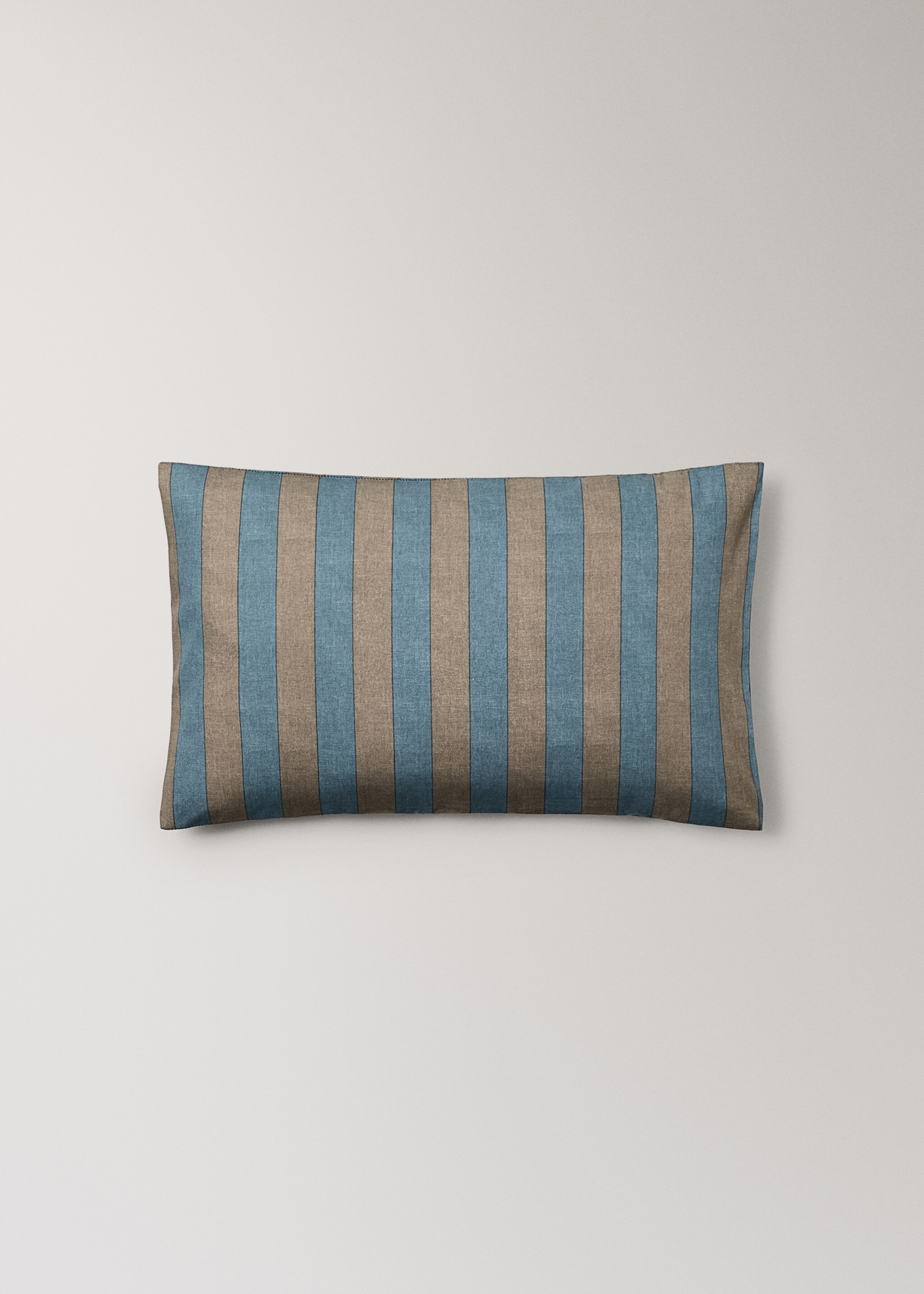 Children's Kodak-striped pillowcase 30x50 cm - Article without model, Blue. Ref: 17071550-00.
