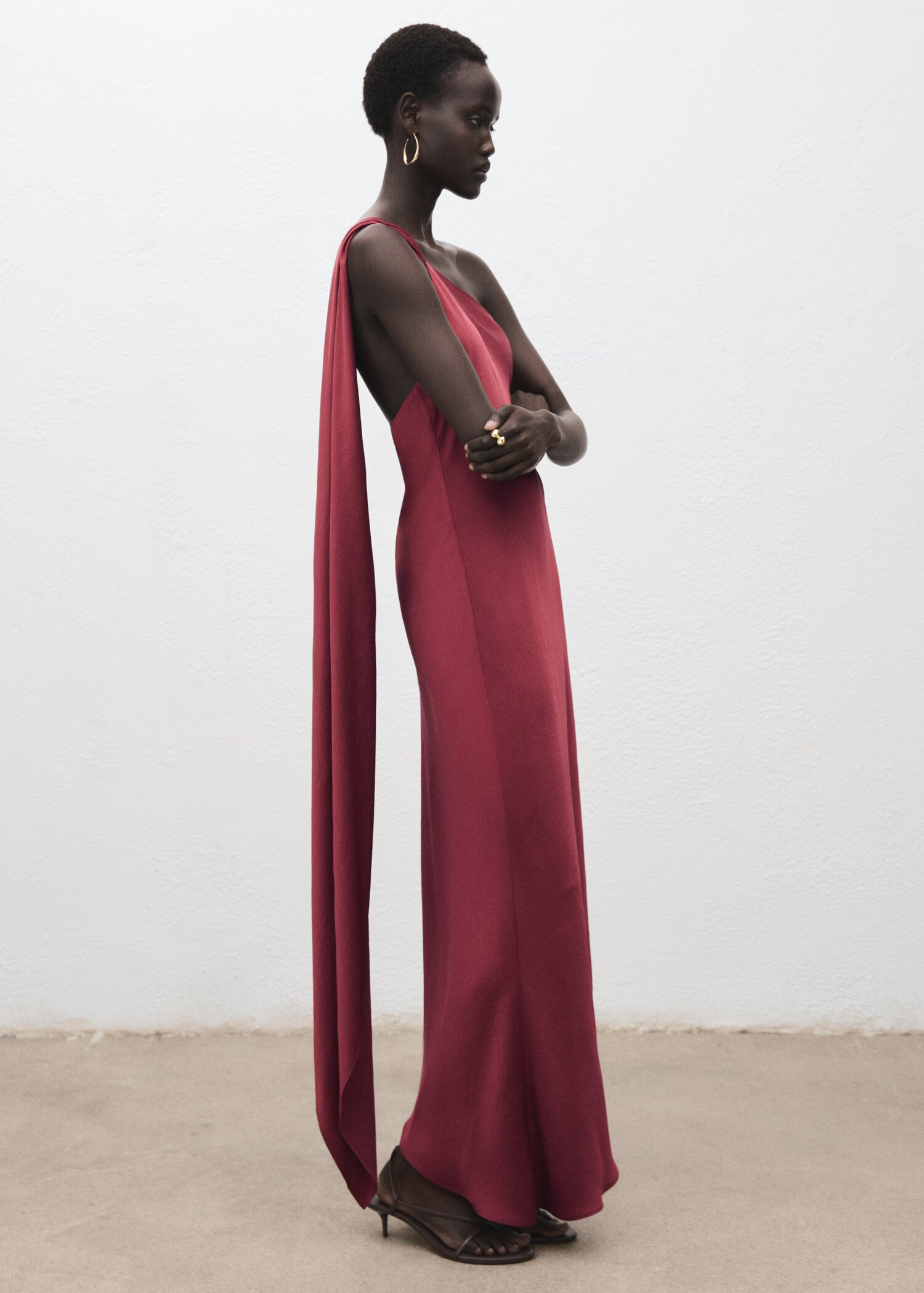 Asymmetrical satin dress - Details of the article 2