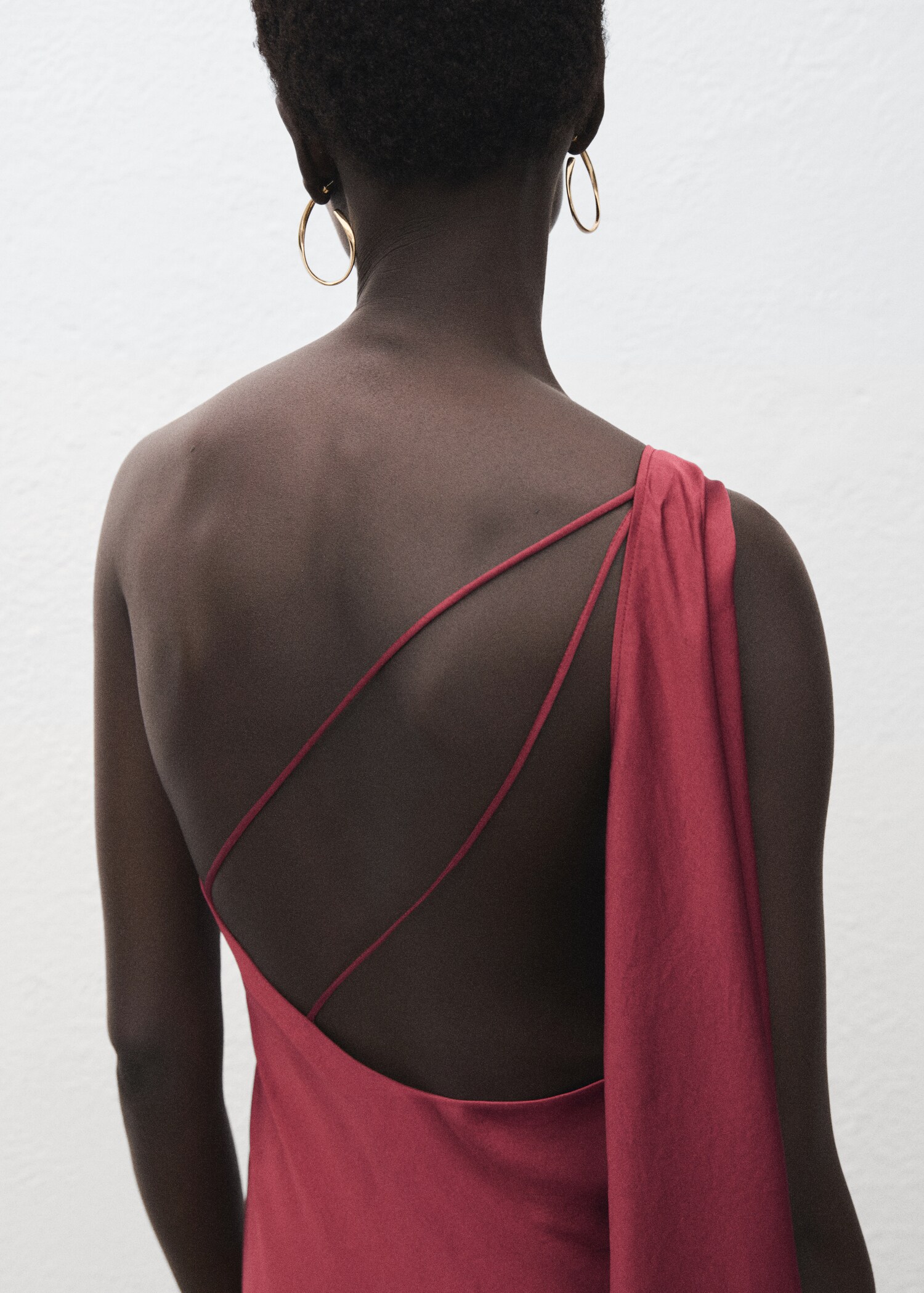 Asymmetrical satin dress - Details of the article 6