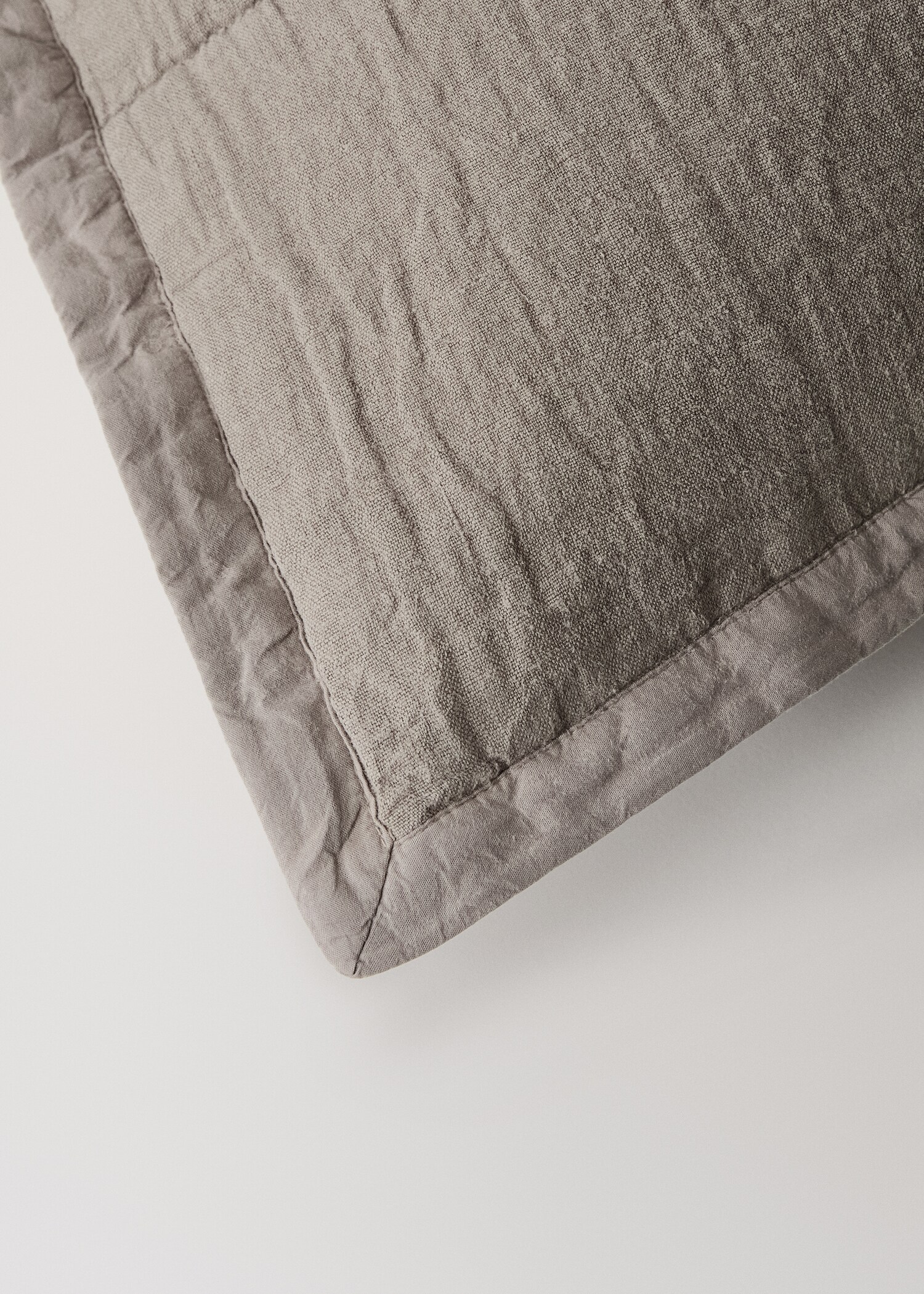 Kuddfordral i tvättat linne stora rutor 50x50 cm - Detaljer om artikeln 2