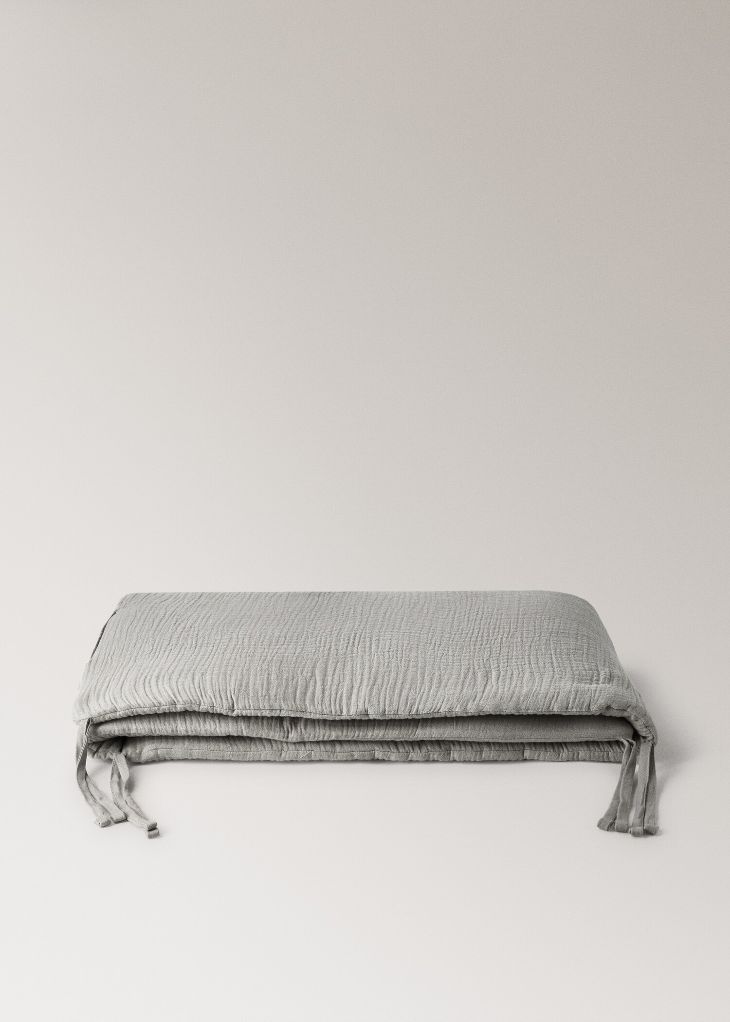 Baumwoll-Gaze-Bettumrandung - Artikel ohne Model