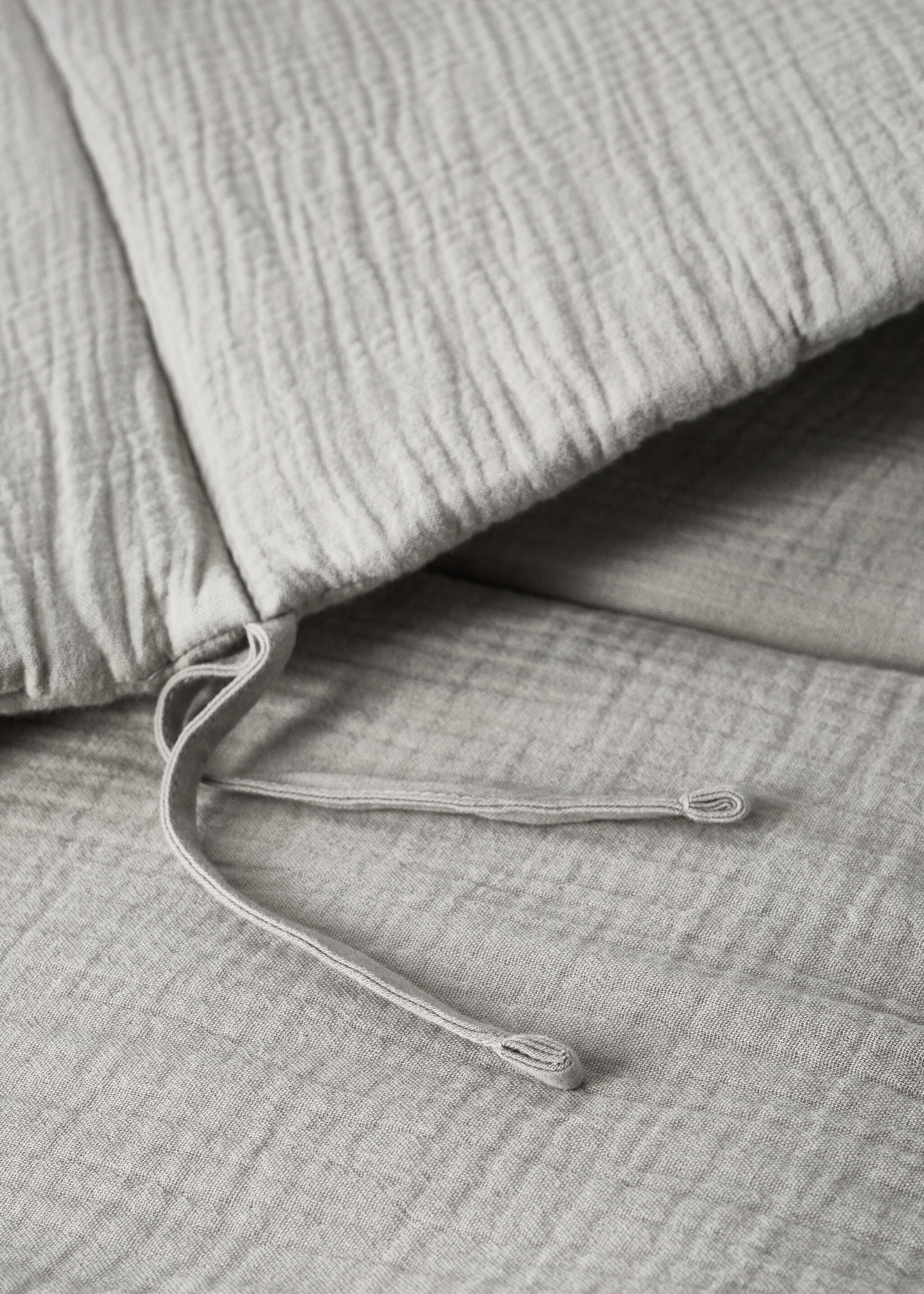 Baumwoll-Gaze-Bettumrandung - Detail des Artikels 1, Mittelbraun. Ref: 17071571-00.