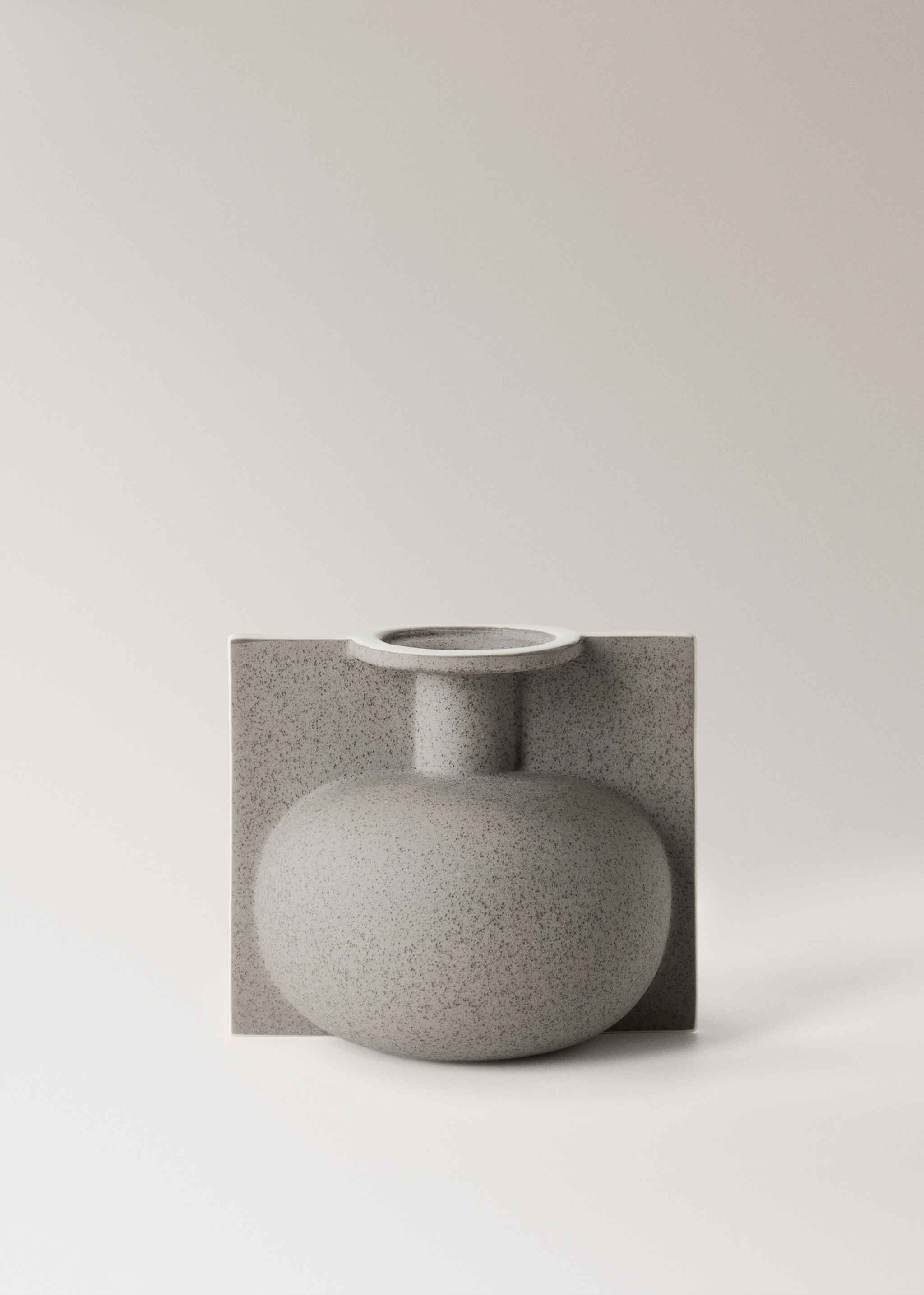 Small earthenware bottle vase - Article without model, Light/Pastel Grey. Ref: 17071586-00.