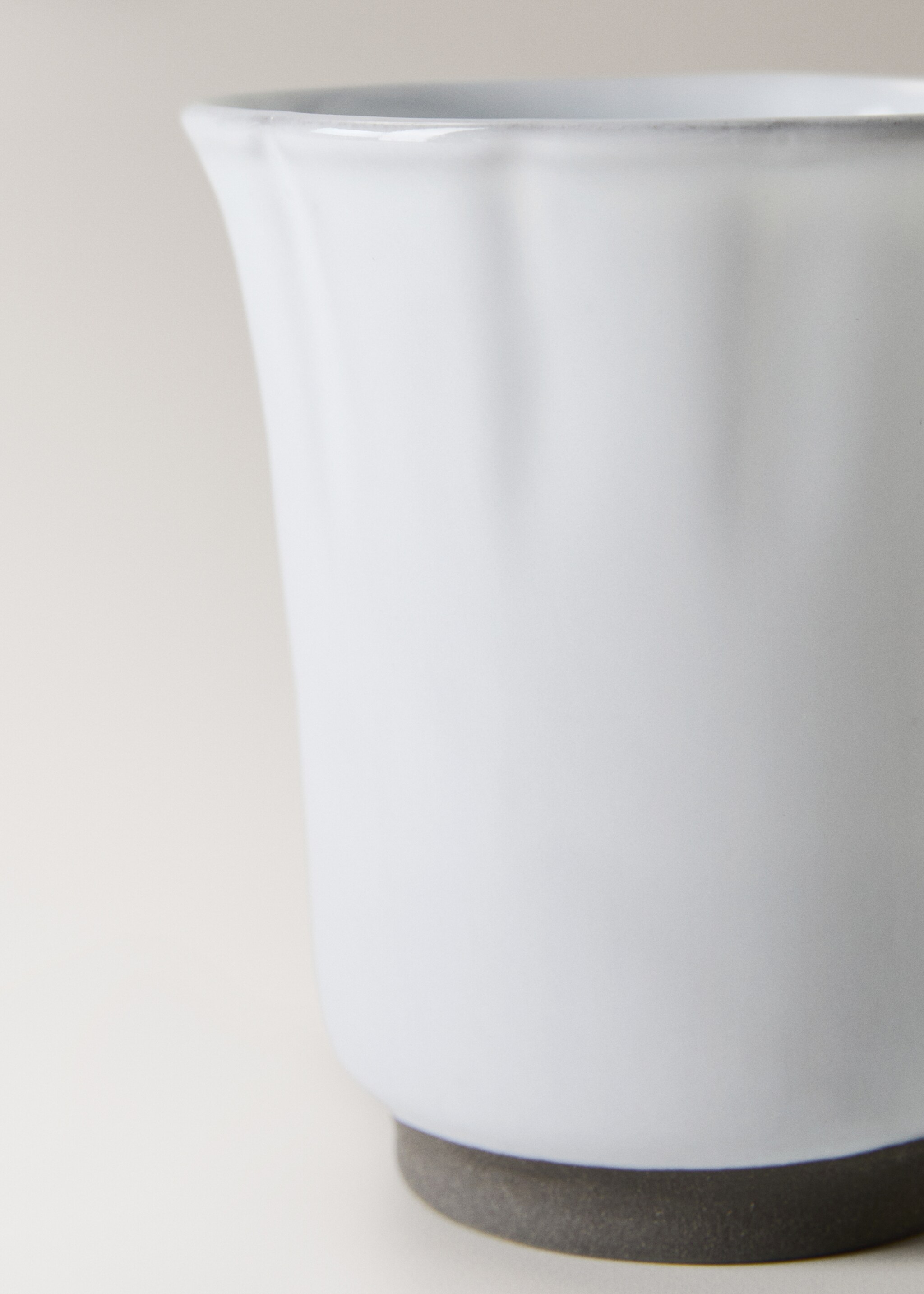 Recycled stoneware mug - Детальніше про товар 1, Світло-сірий/пастельний. Ref: 17072034-00.