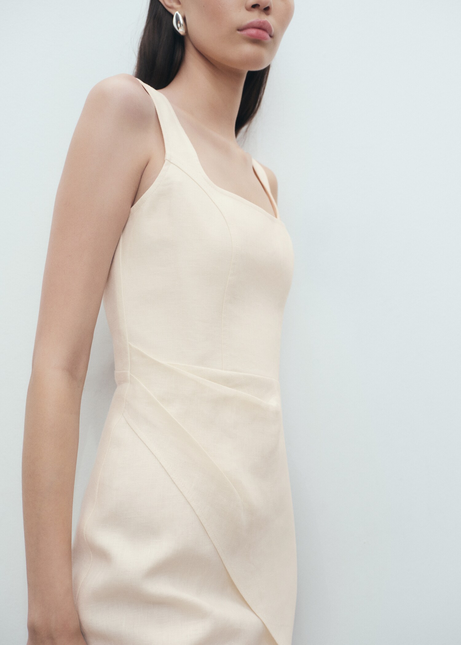 Kurzes Leinenkleid - Detail des Artikels 6