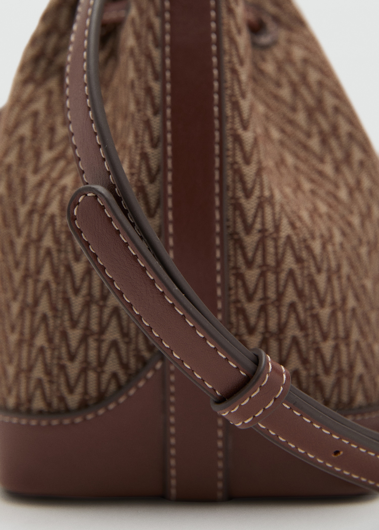 Bucket bag with printed logo - Details of the article 1