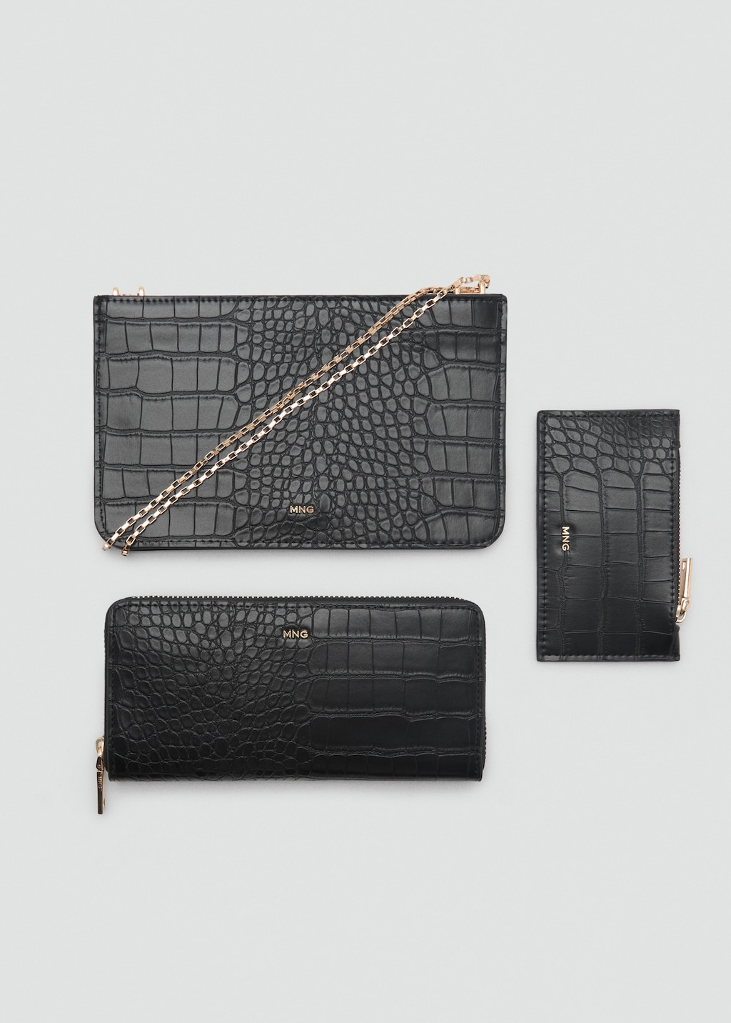 Medium wallet with croc effect