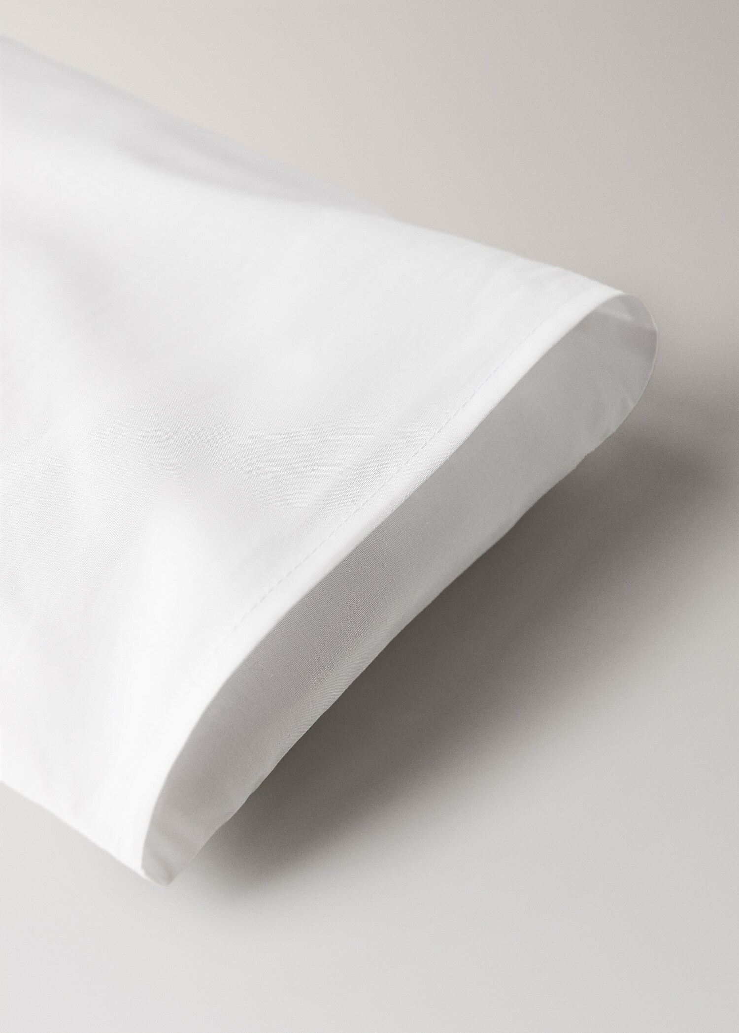 Embroidered frill mini cot top sheet and pillow set - Details of the article 2