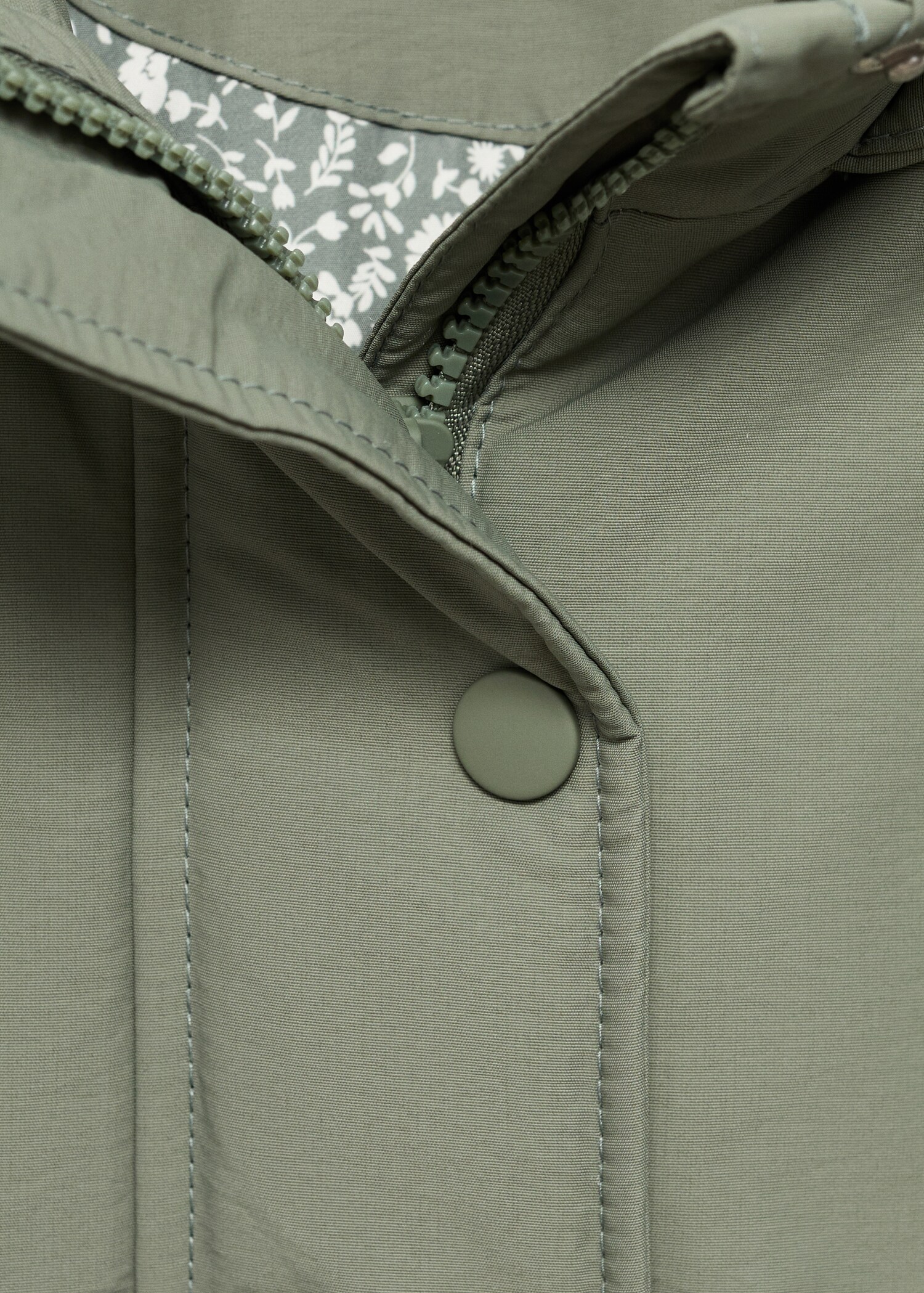 Trench capucha - Detalle del artículo 8