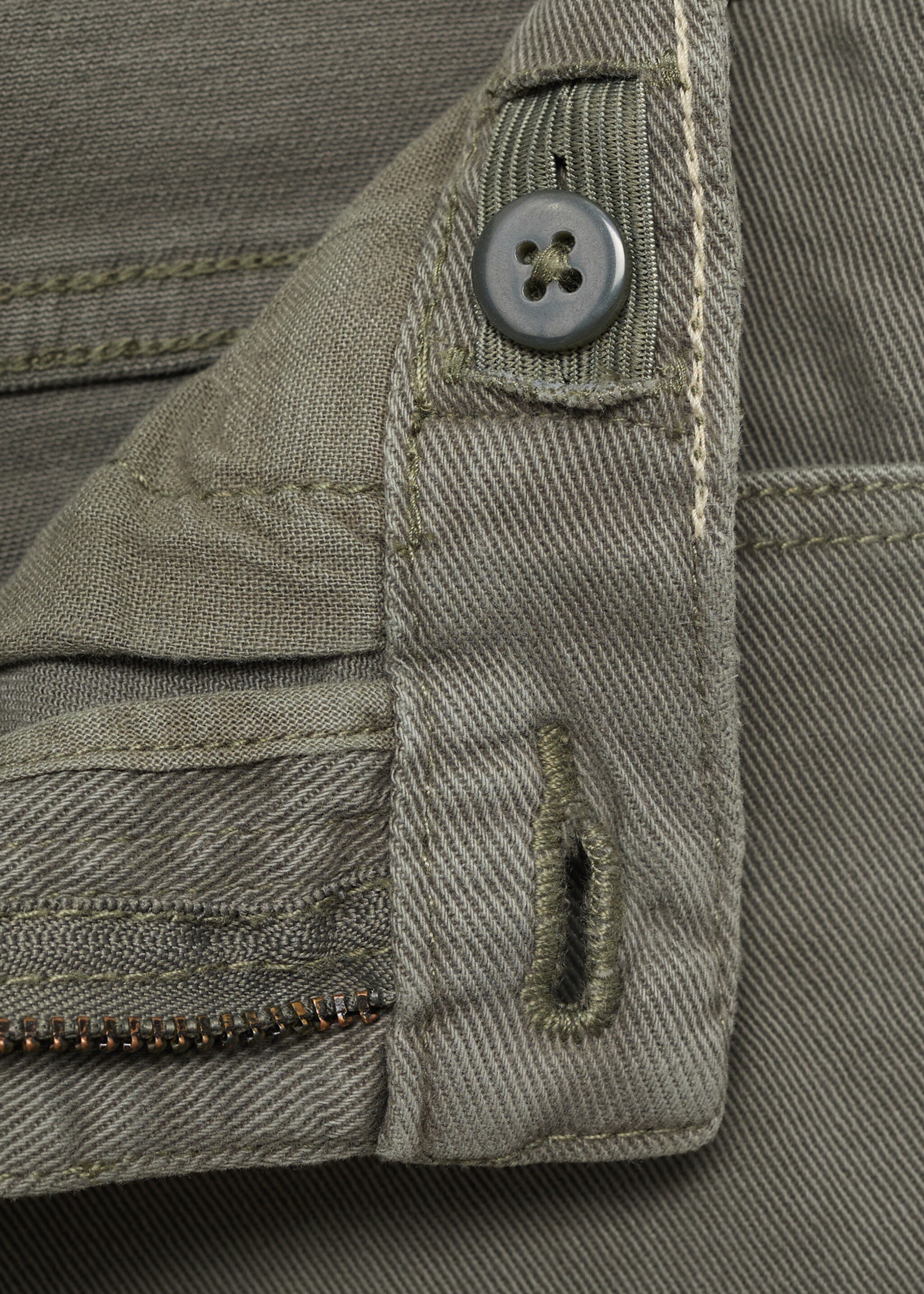 Straight trousers - Details of the article 8