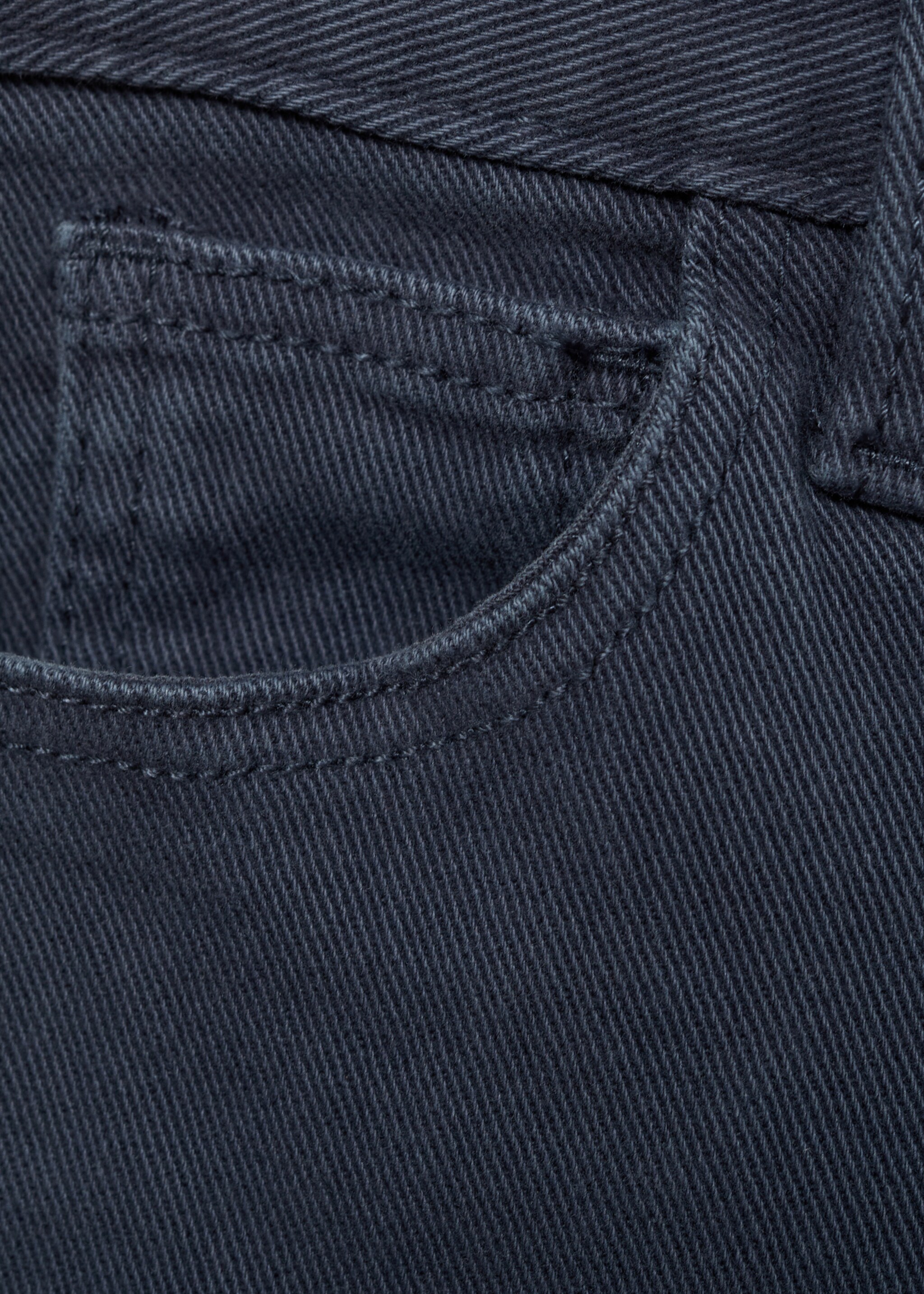 Straight trousers - Details of the article 0