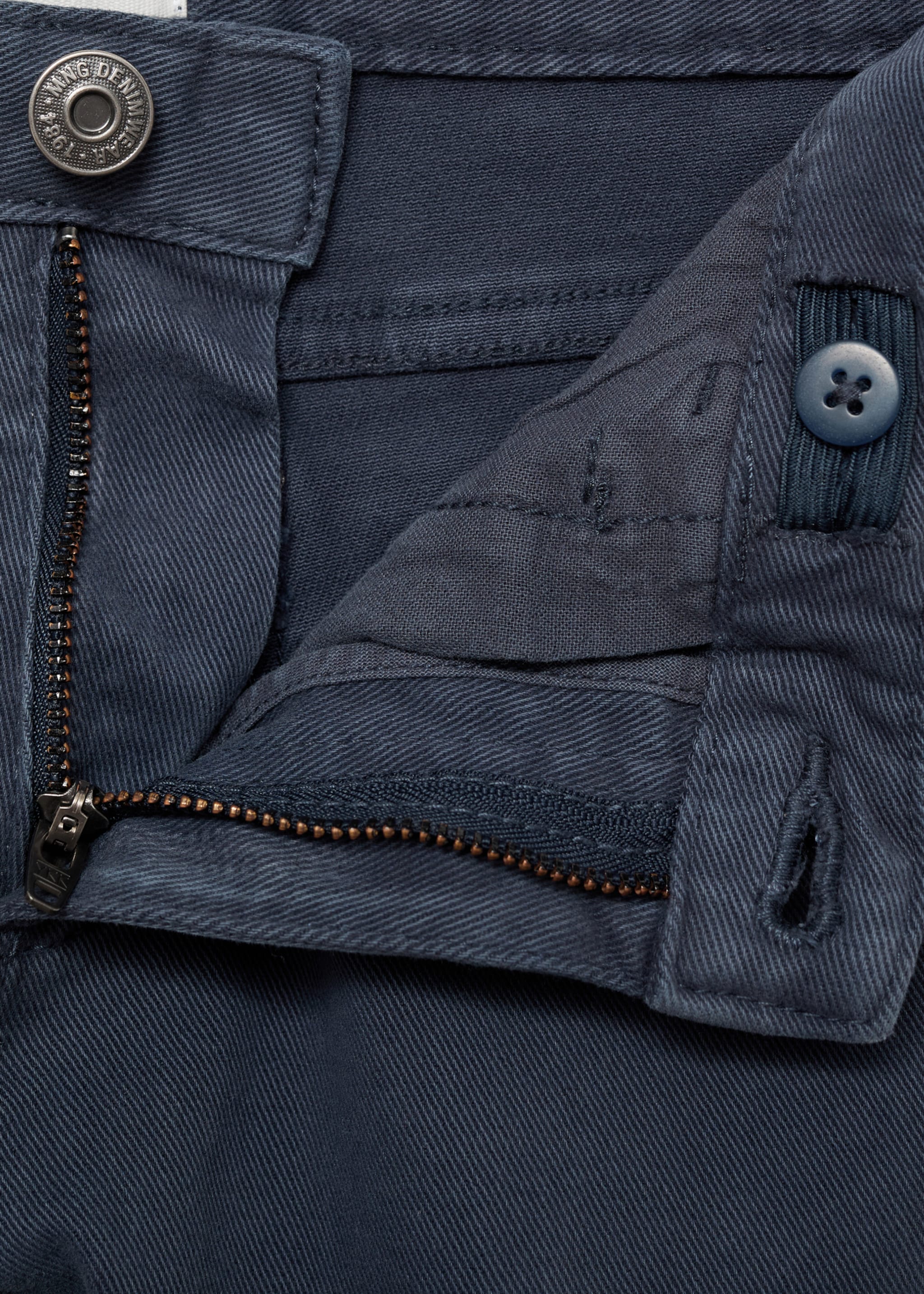 Straight trousers - Details of the article 8