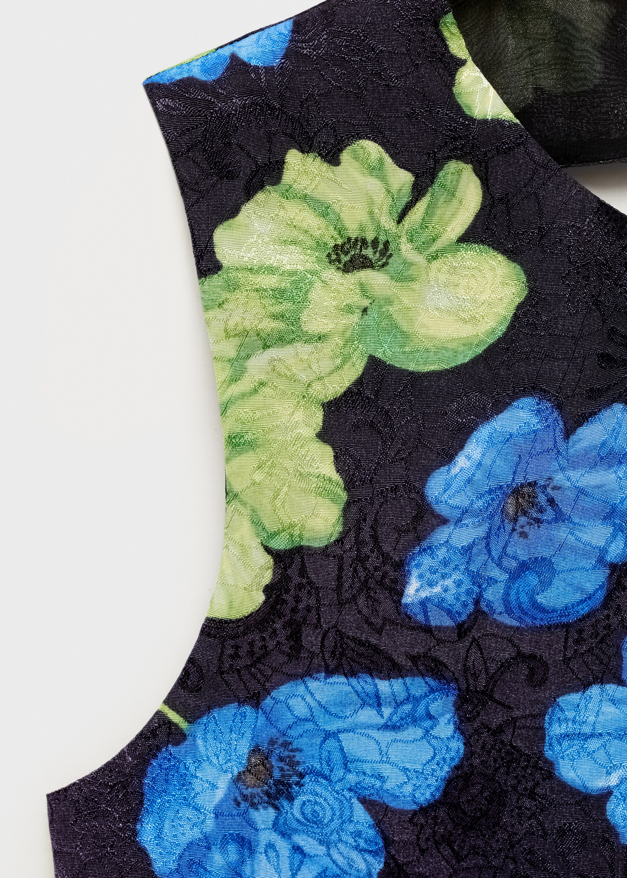 Blouse à dos ouvert - Détail de l'article 8