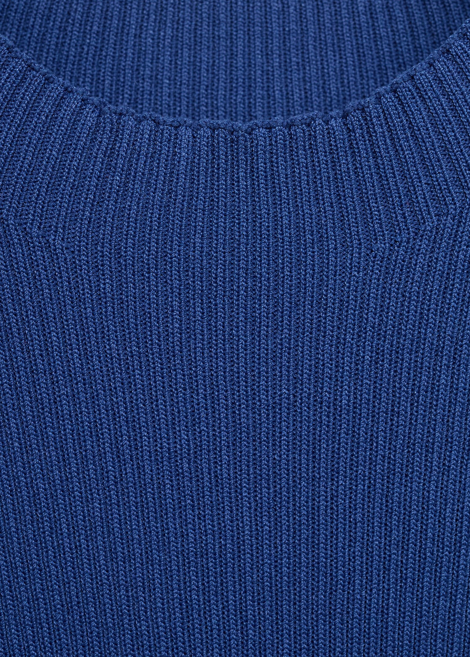 Kurzes Strickkleid - Detail des Artikels 8