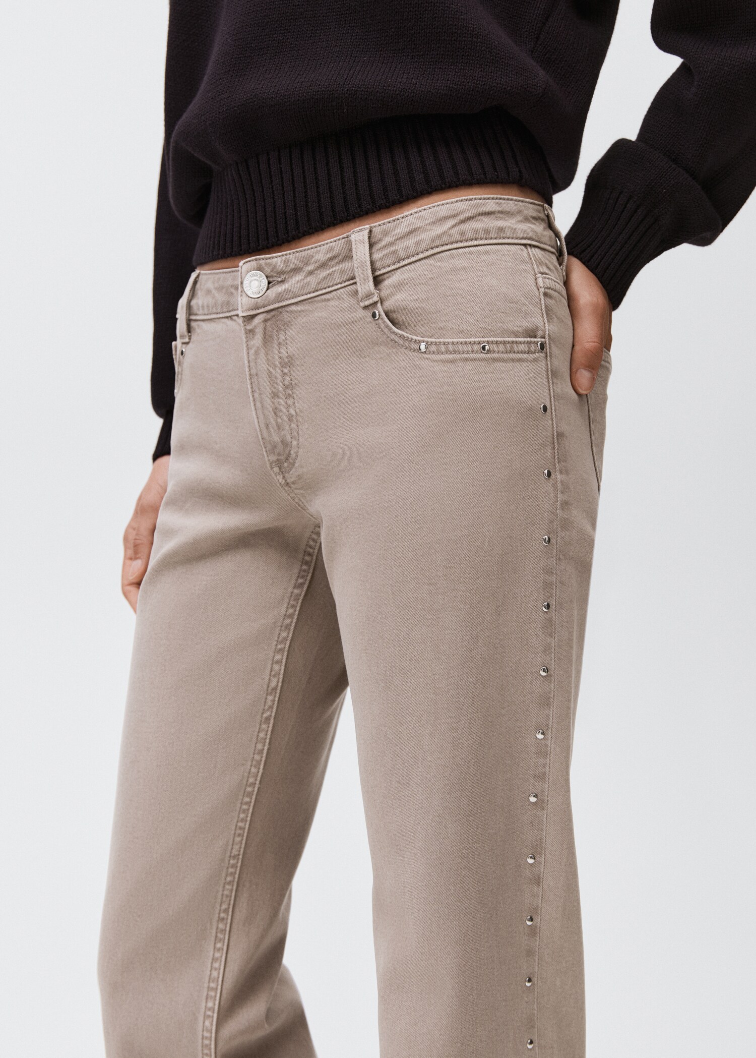 Low-waist studded jeans - Details of the article 1
