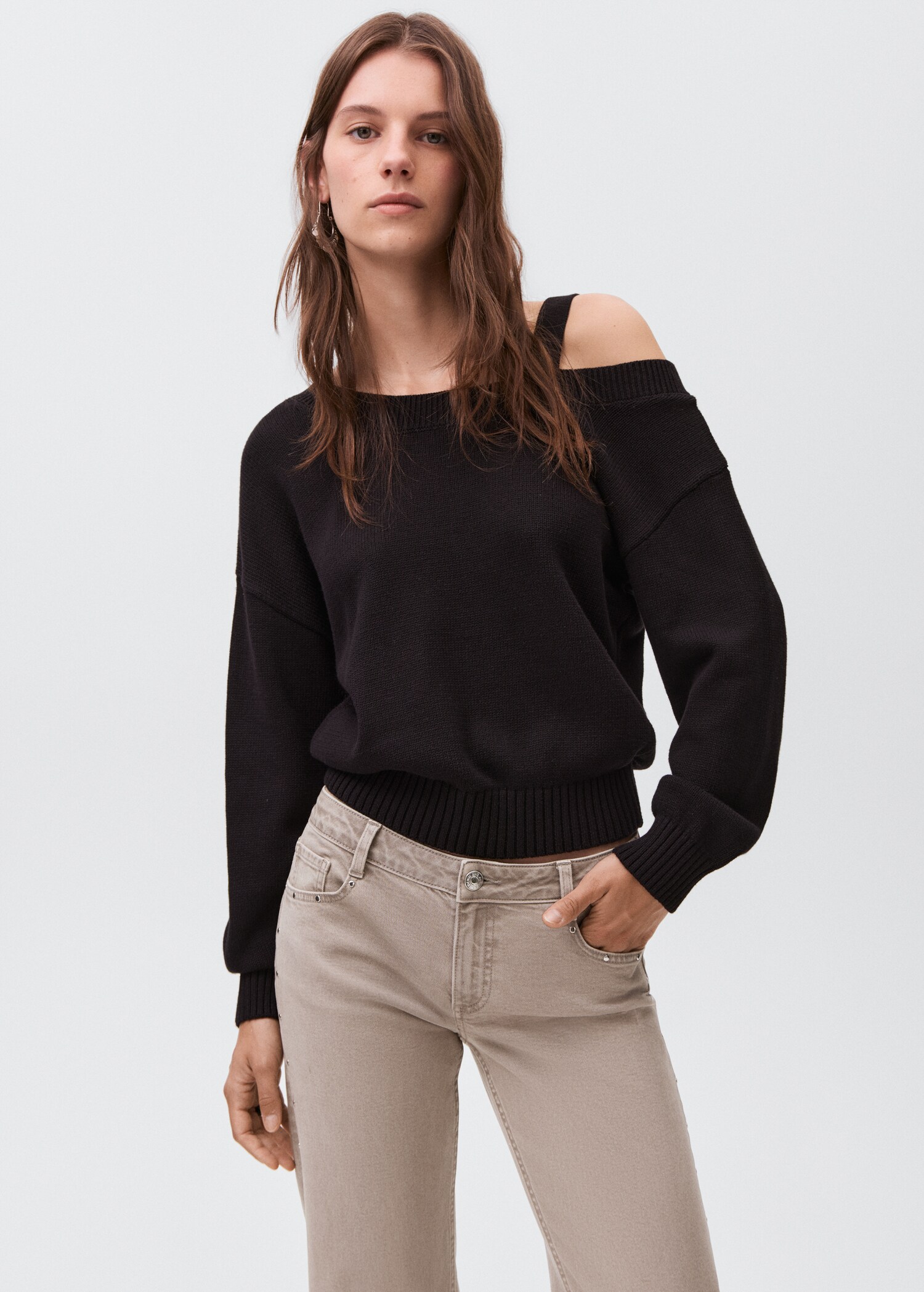 Low-waist studded jeans - Details of the article 6