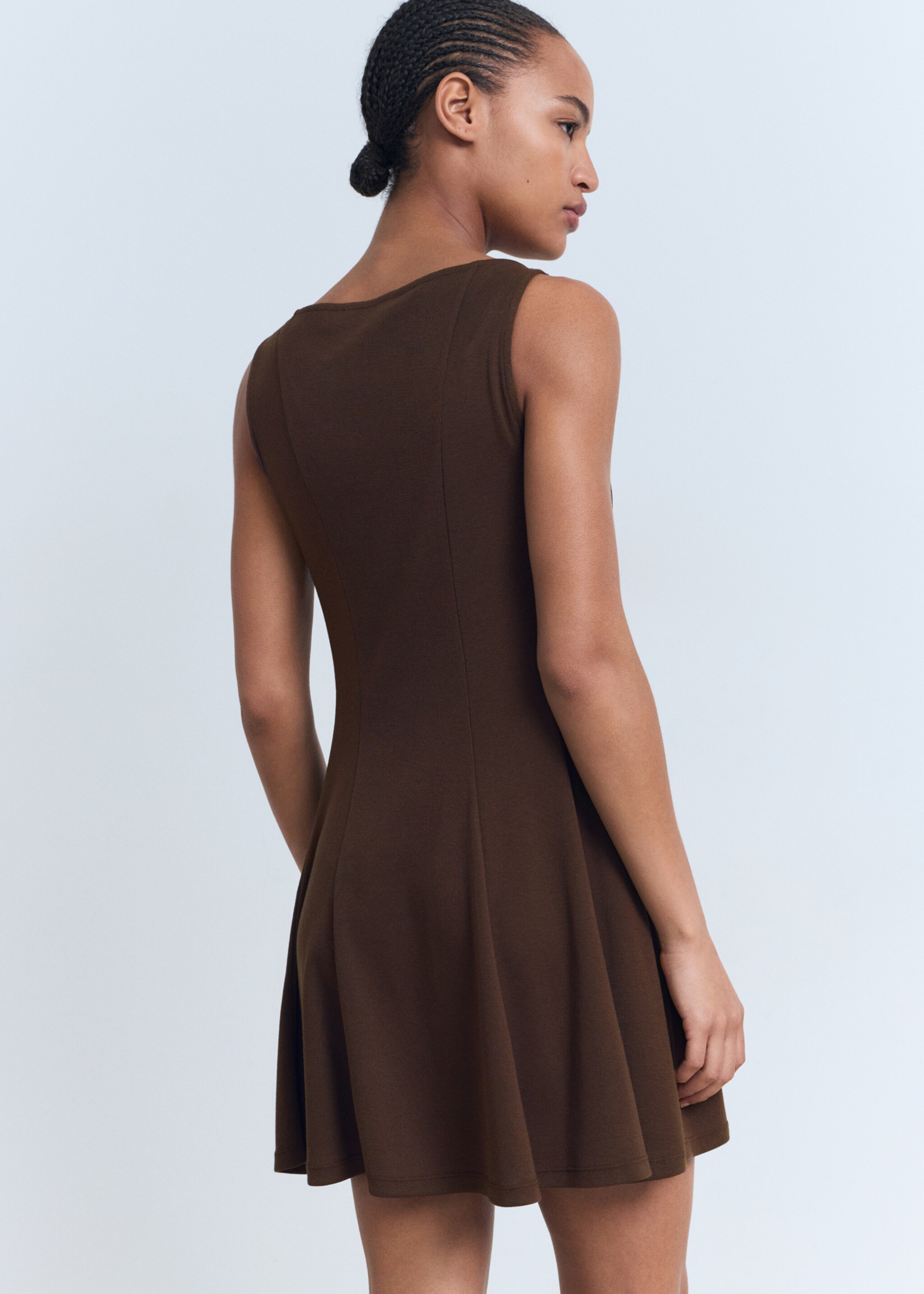 Short flared dress - Reverse of the article